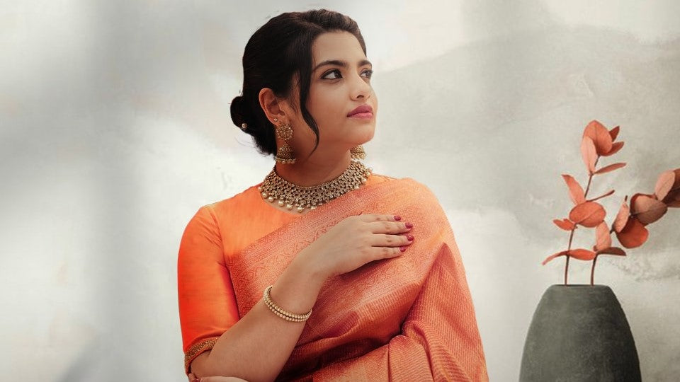 Luxury in Silk: Pulimoottil Sarees for Christmas Celebrations