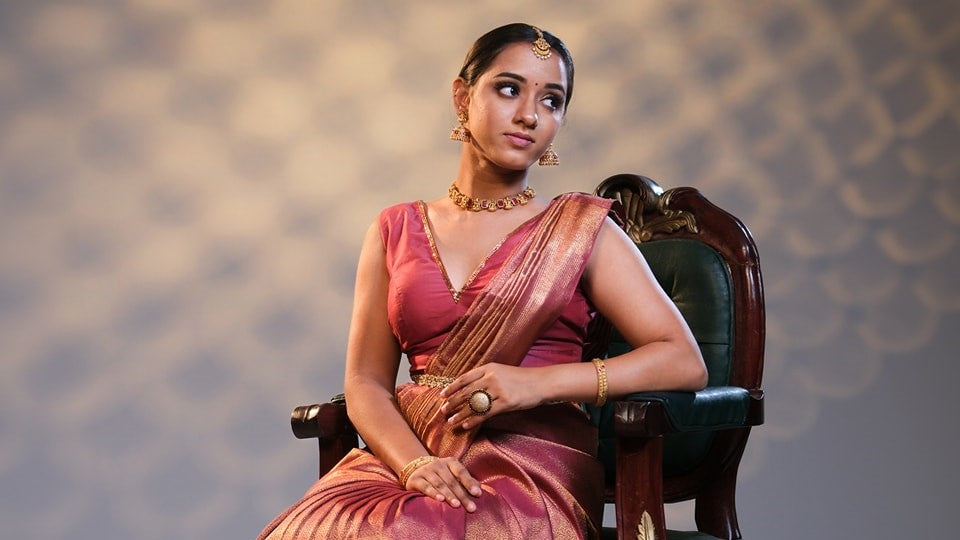 Stylist's Pick: Kanchipuram Sarees from Pulimoottil Online