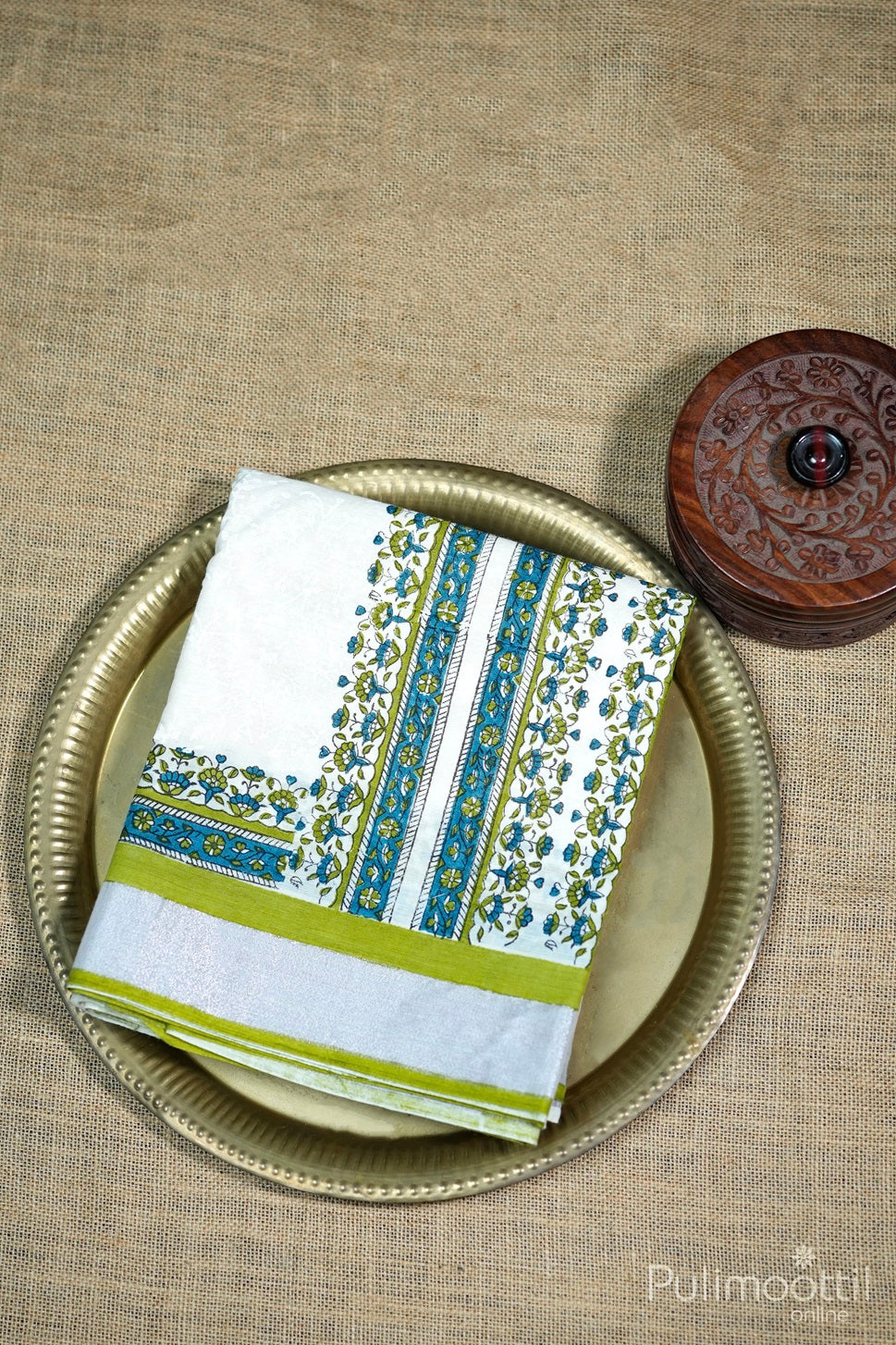 Cream Colour Kerala Traditional Set Saree.