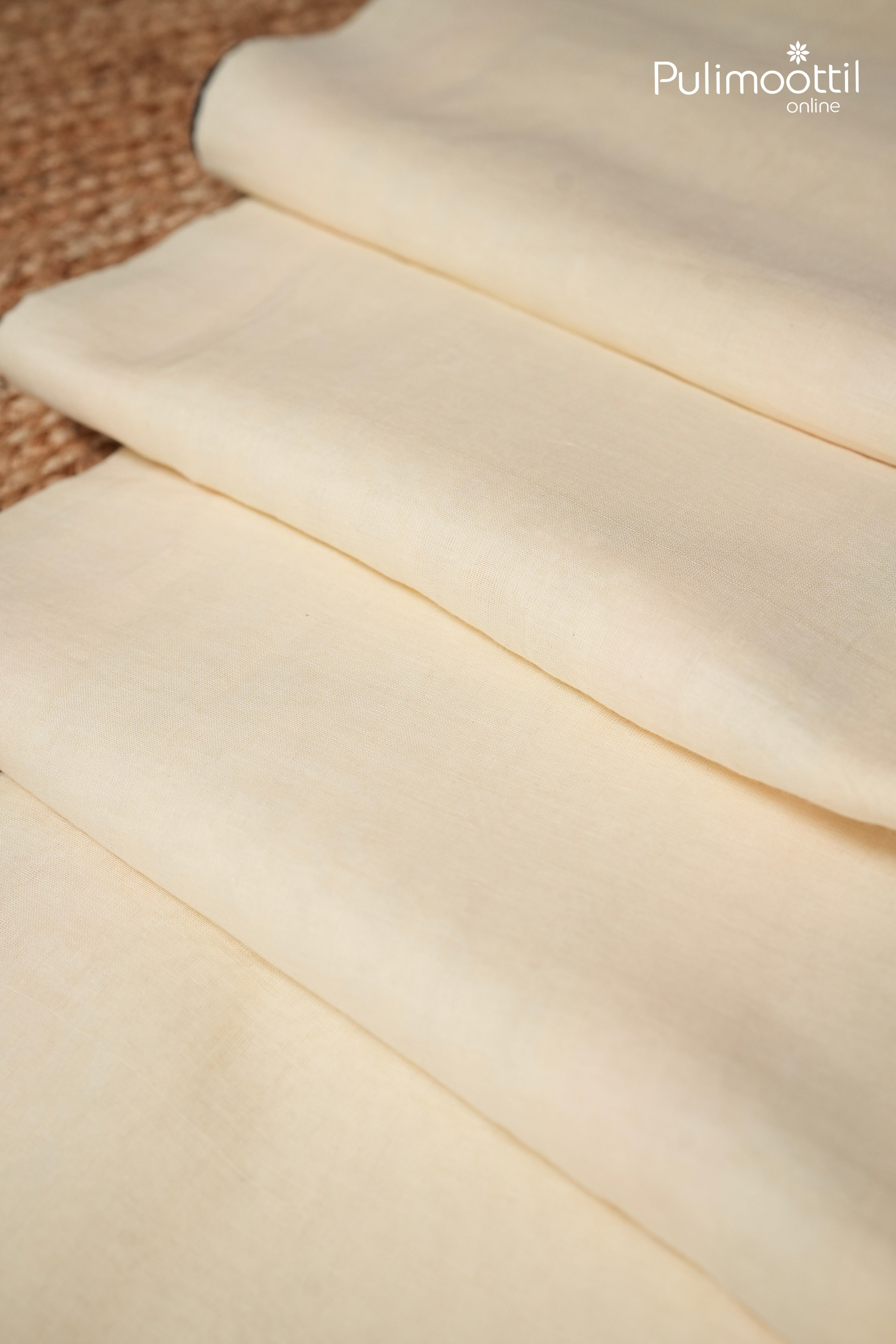 Offwhite Colour Mul Cotton Saree