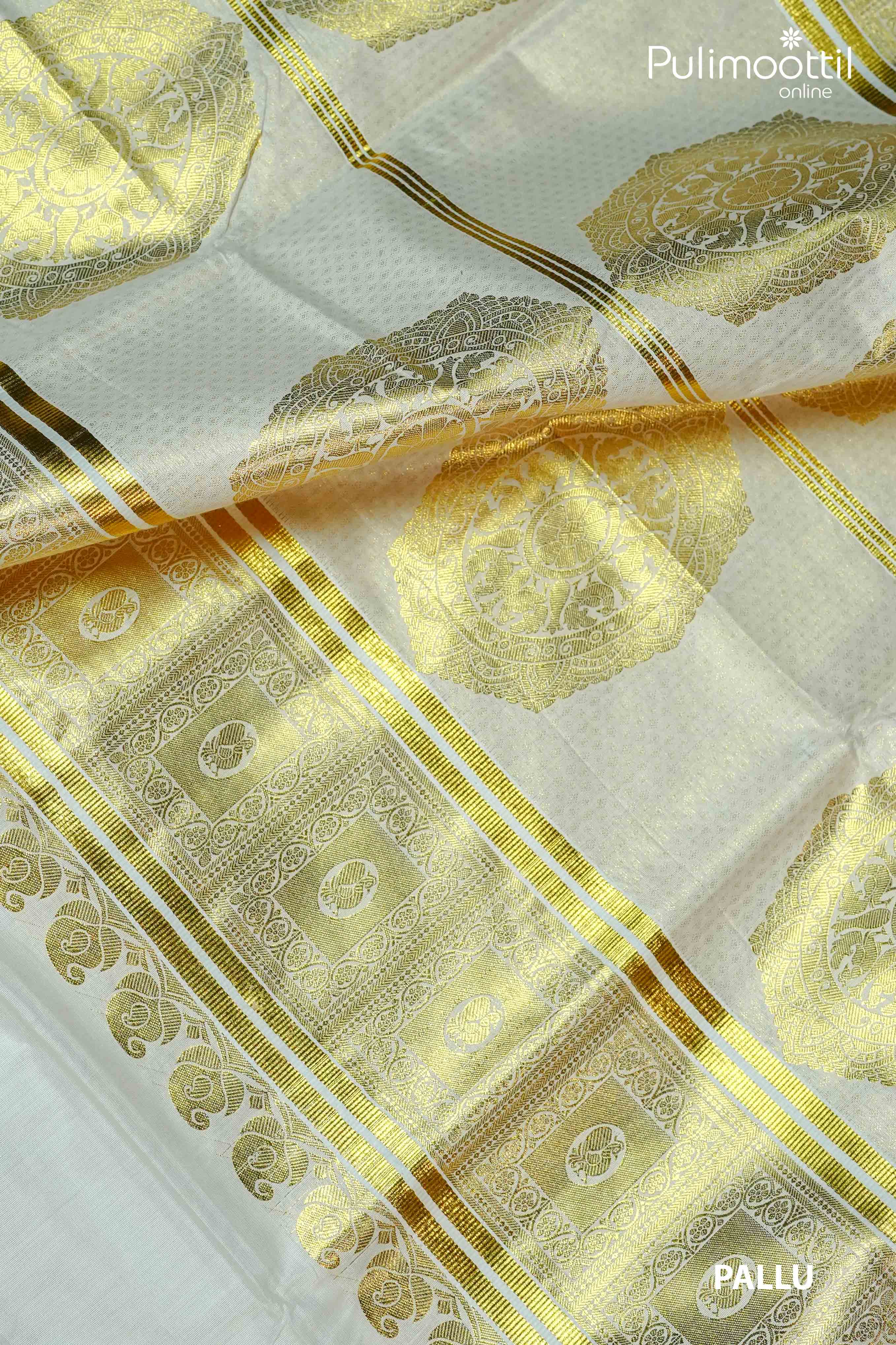 Cream Colour Handloom Kerala Traditional Set Saree.