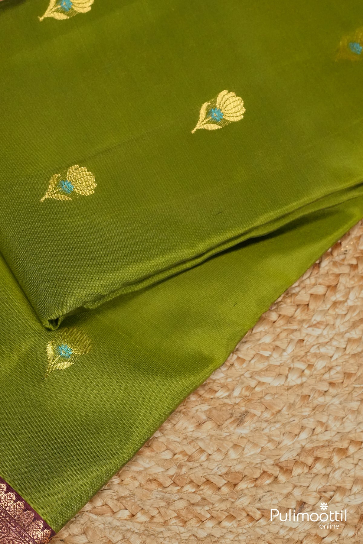 Olive Green Colour Kanchipuram Saree