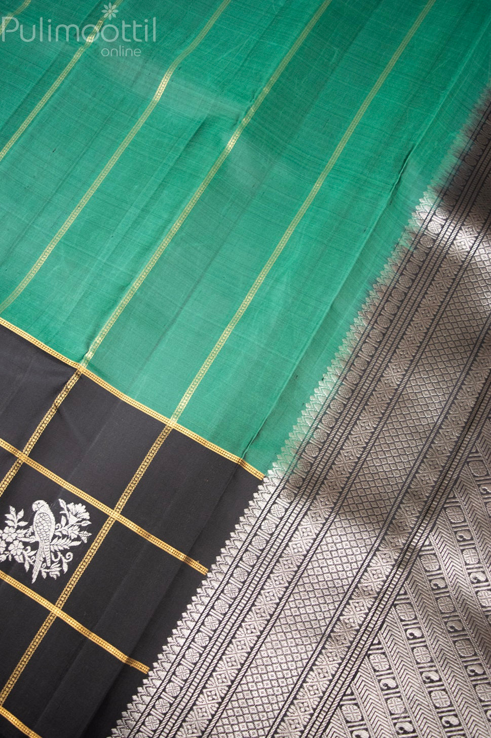 Green Colour Traditional Soft Silk Saree.