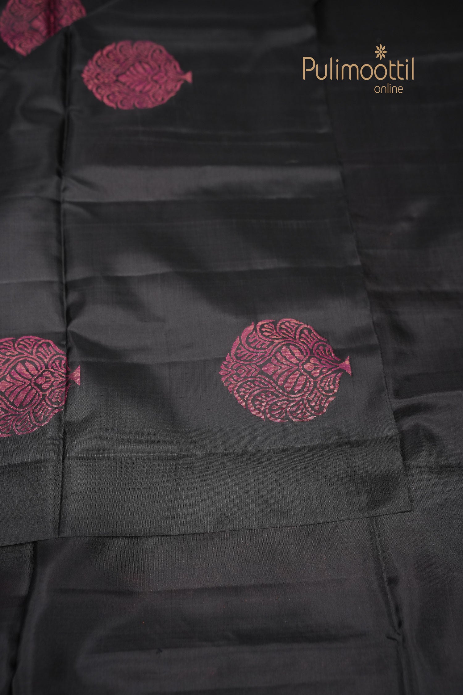 Black color Kanchipuram Soft Silk Saree.