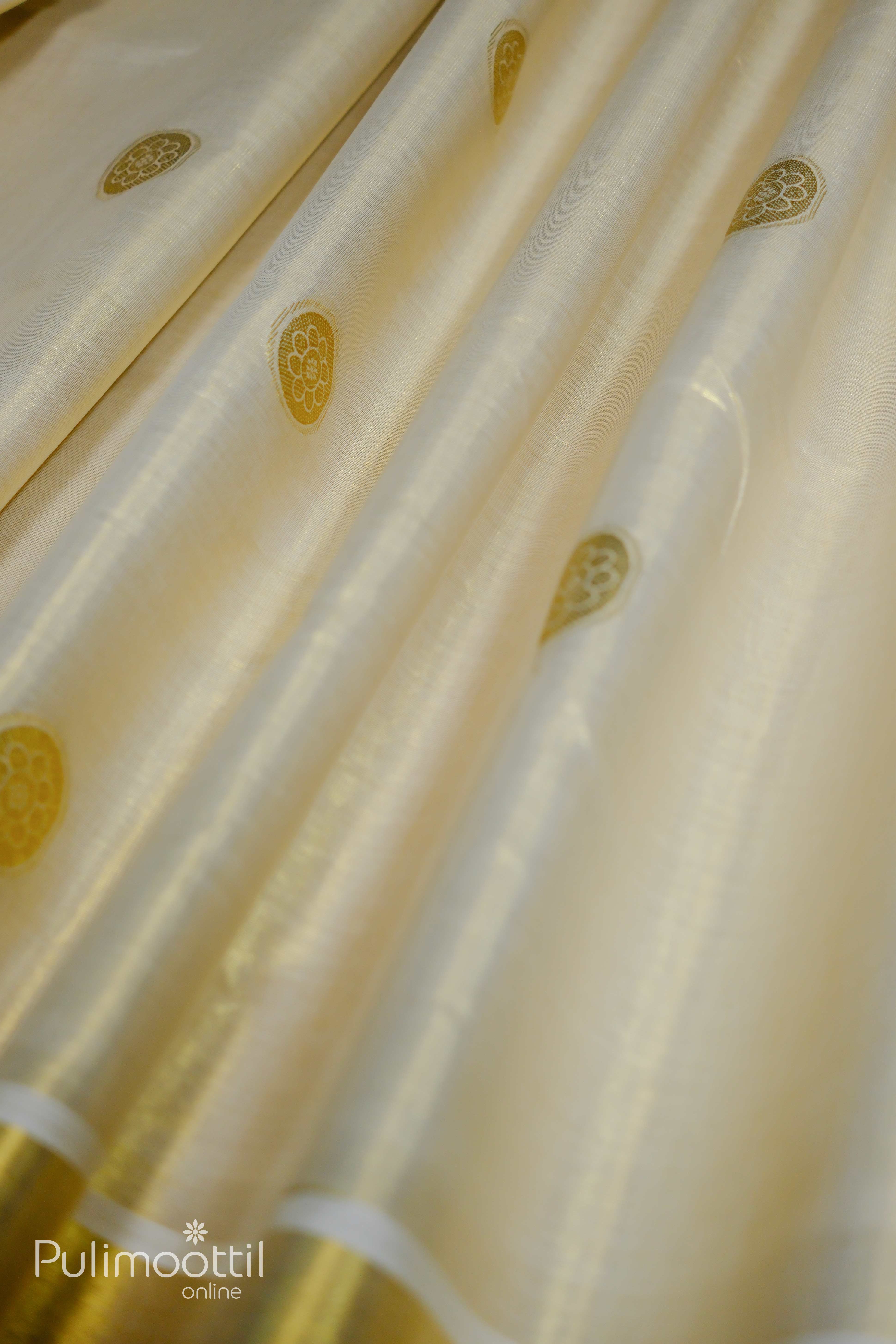 Golden Tissue Kerala Onam Set Saree
