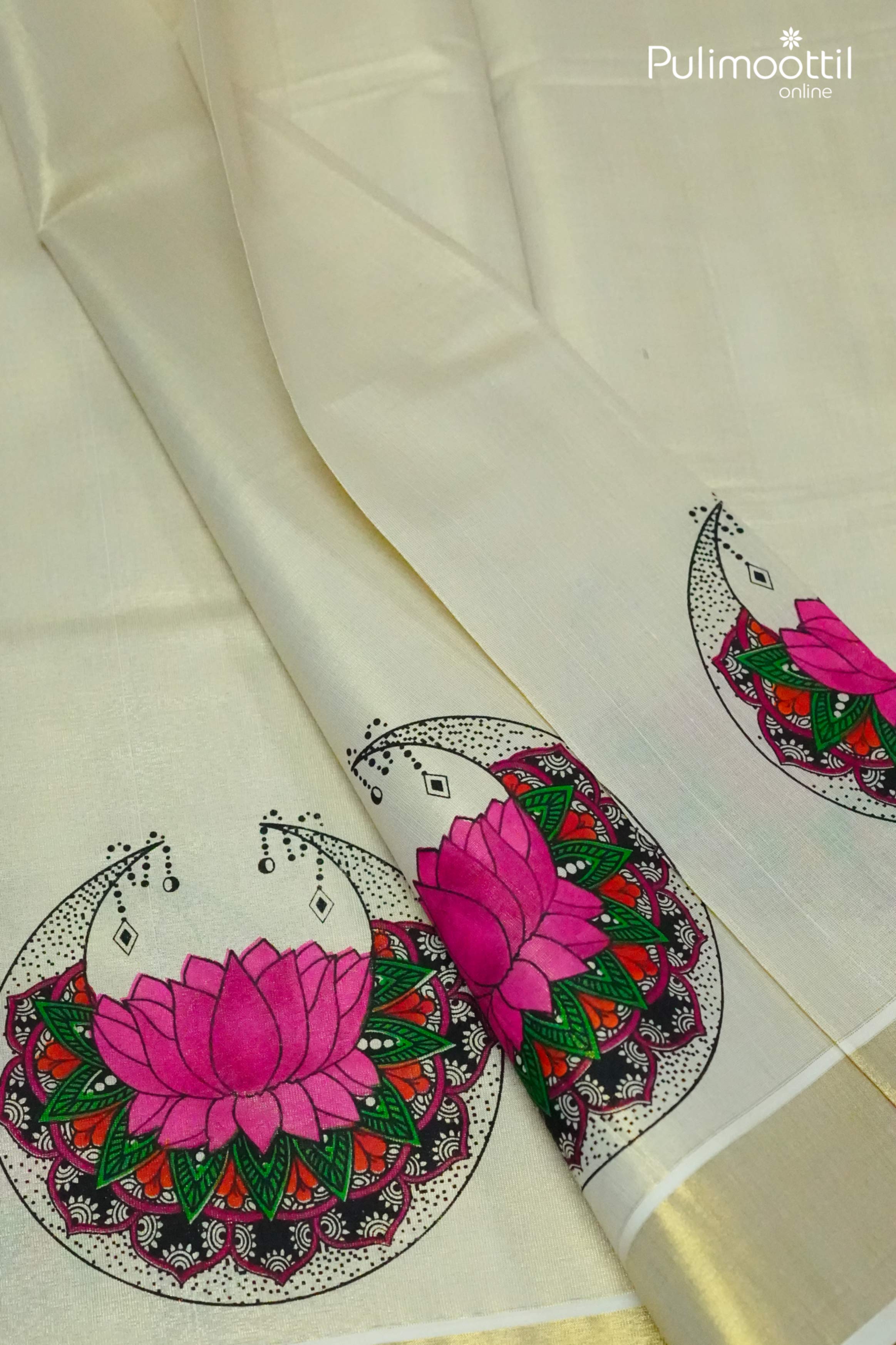 Cream Colour Kerala Traditional Set Saree.