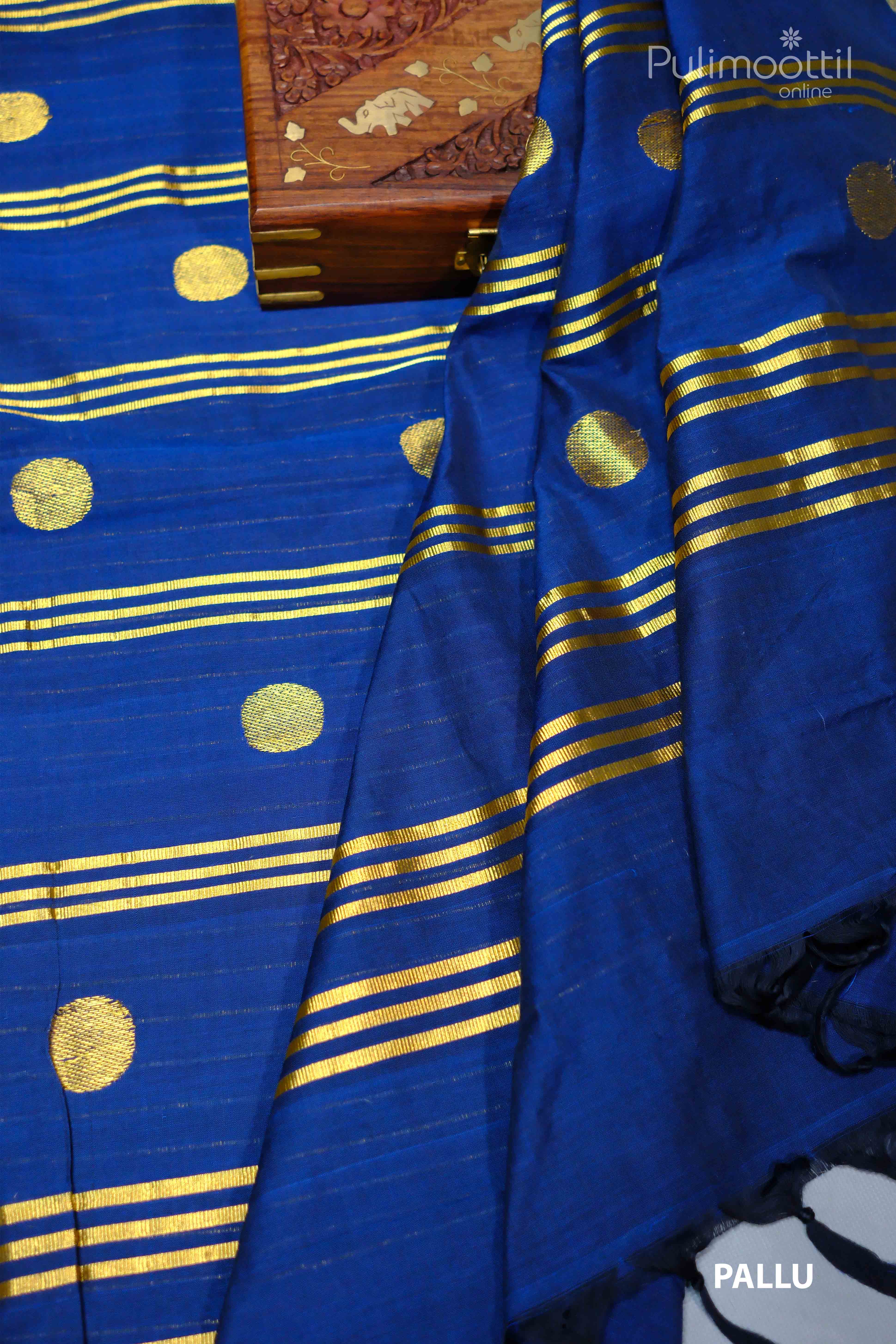 Dark Blue Colour Pure Handloom Saree Cotton Kerala Set Saree