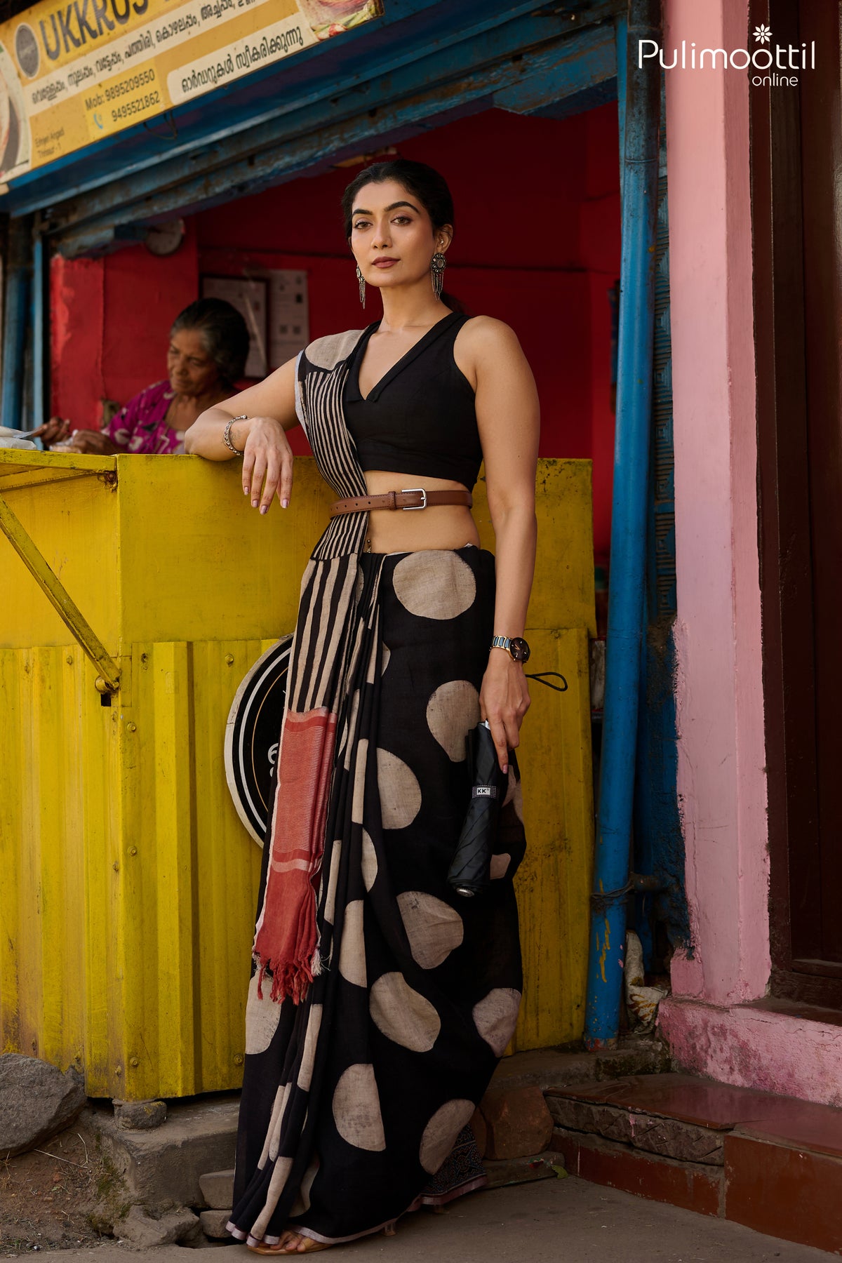 Black Colour Linen Saree