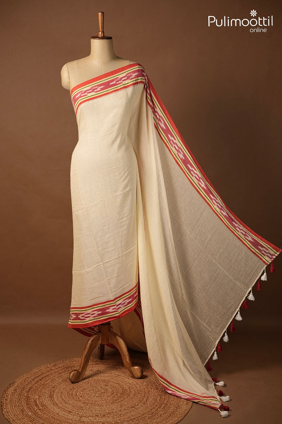 OffWhite Colour Mul Cotton Saree