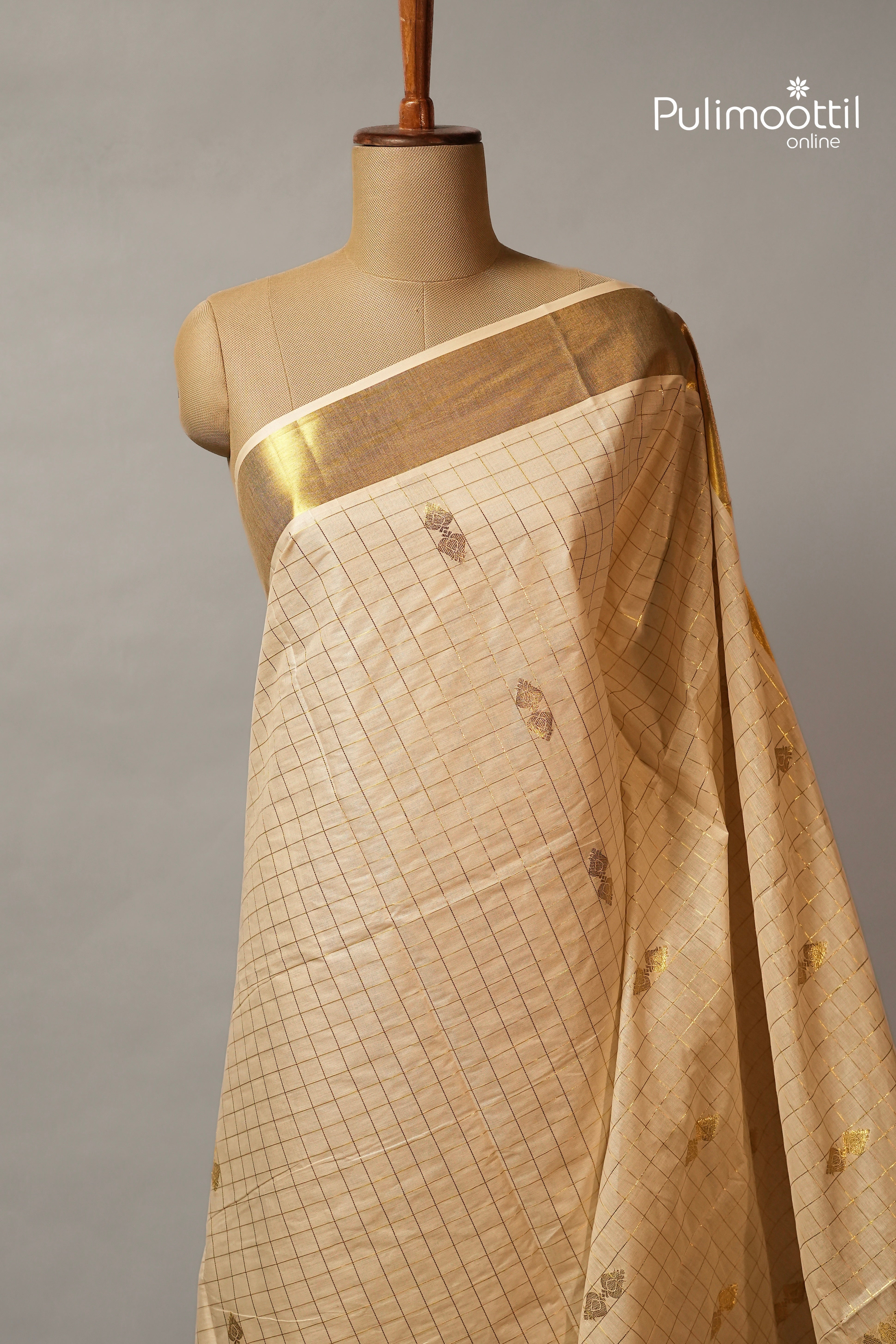 Offwhite Colour Kerala Traditional Check Set Saree