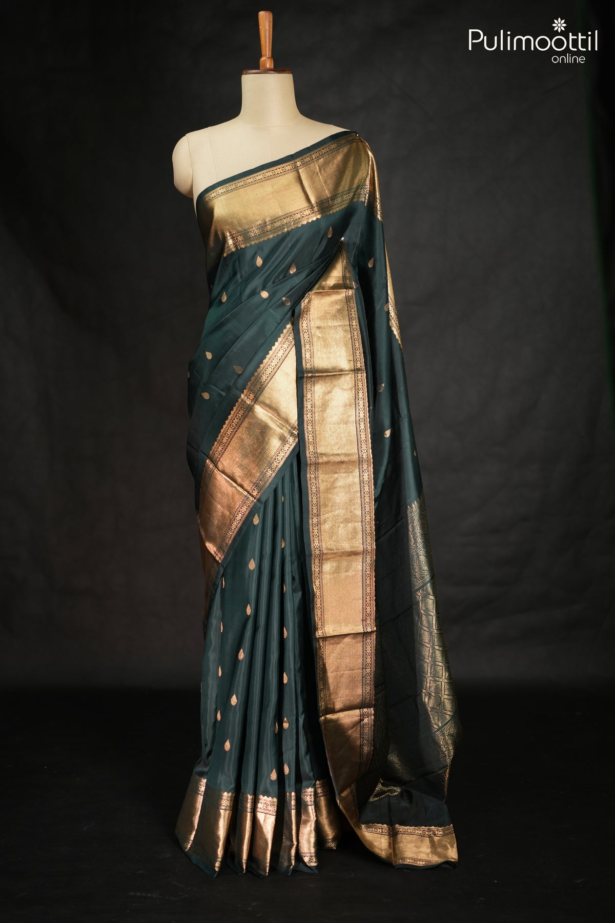 Dark Bottle Green Colour Kanchipuram Soft Silk Saree.