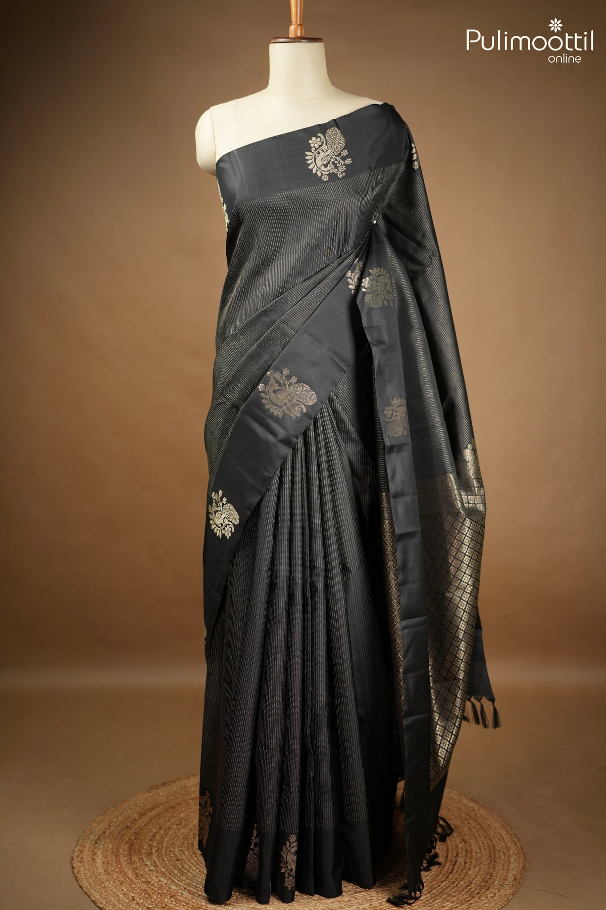 Black Colour Kanchipuram Designer Saree.