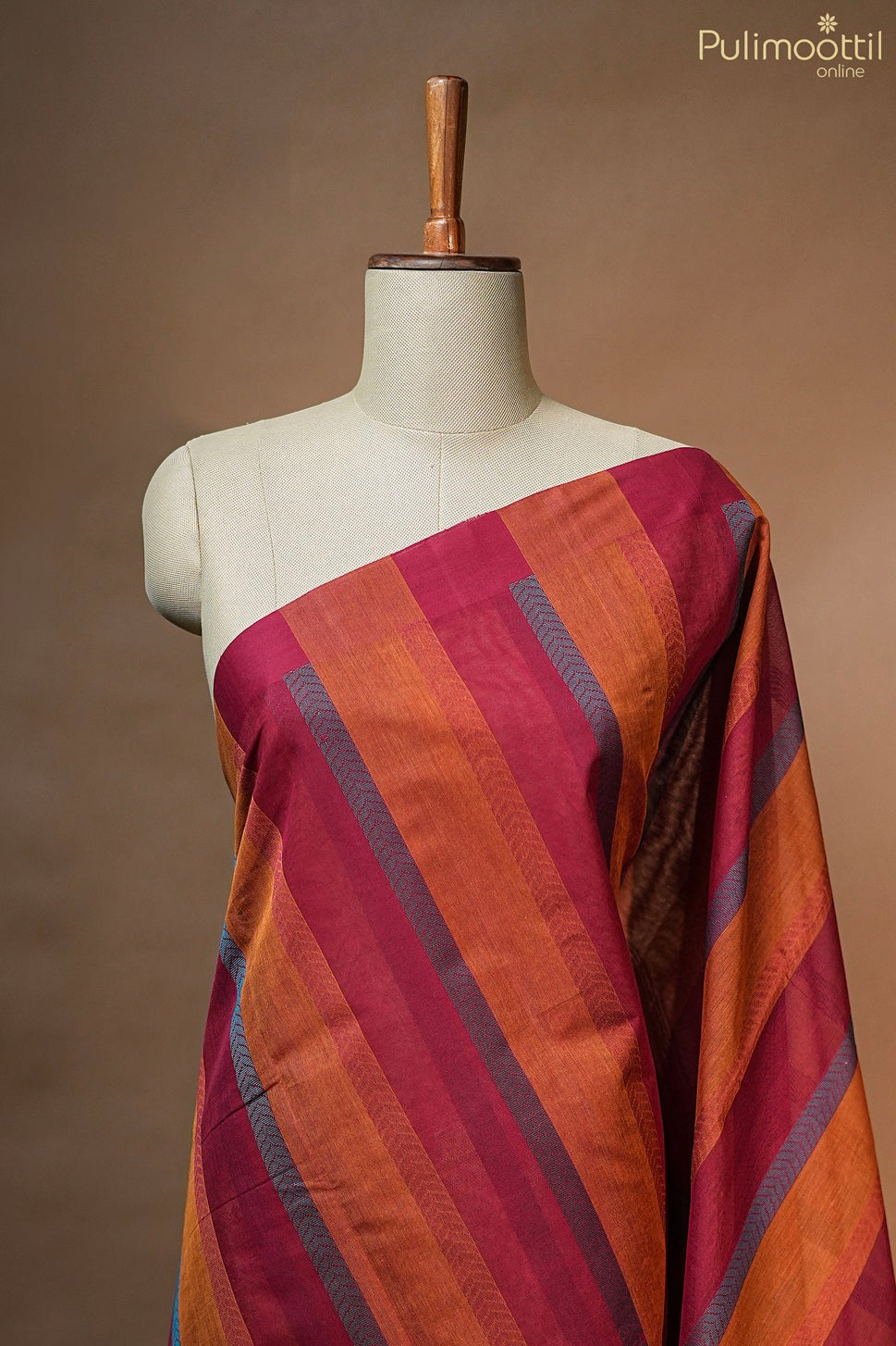 Dark Pink Colour Handloom Cotton Saree.