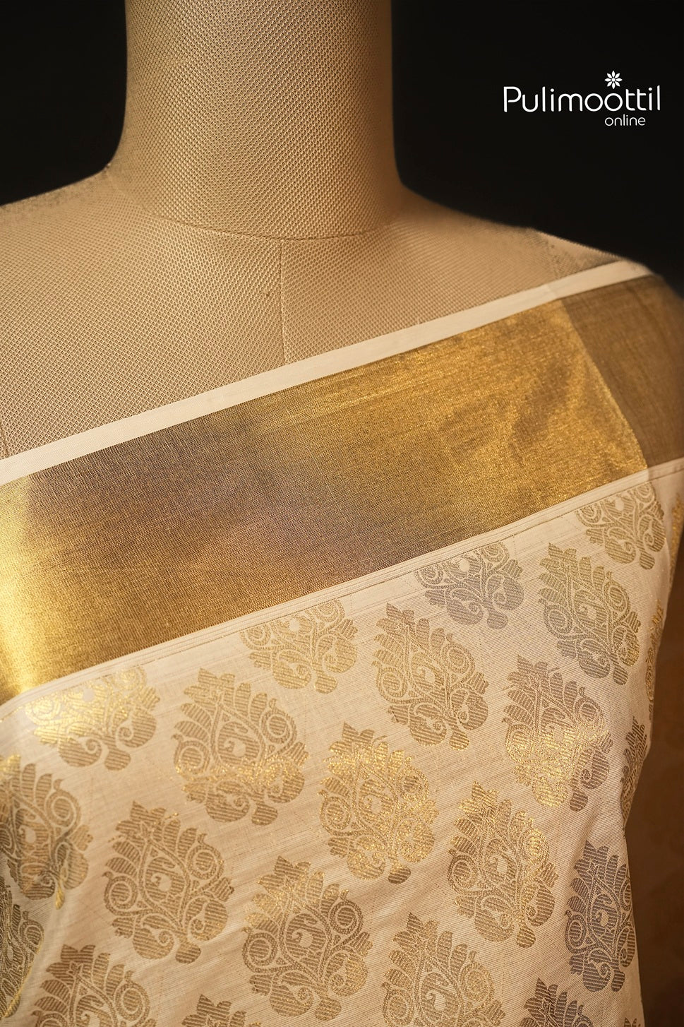 Offwhite Colour Kerala Traditional Cotton Set Saree