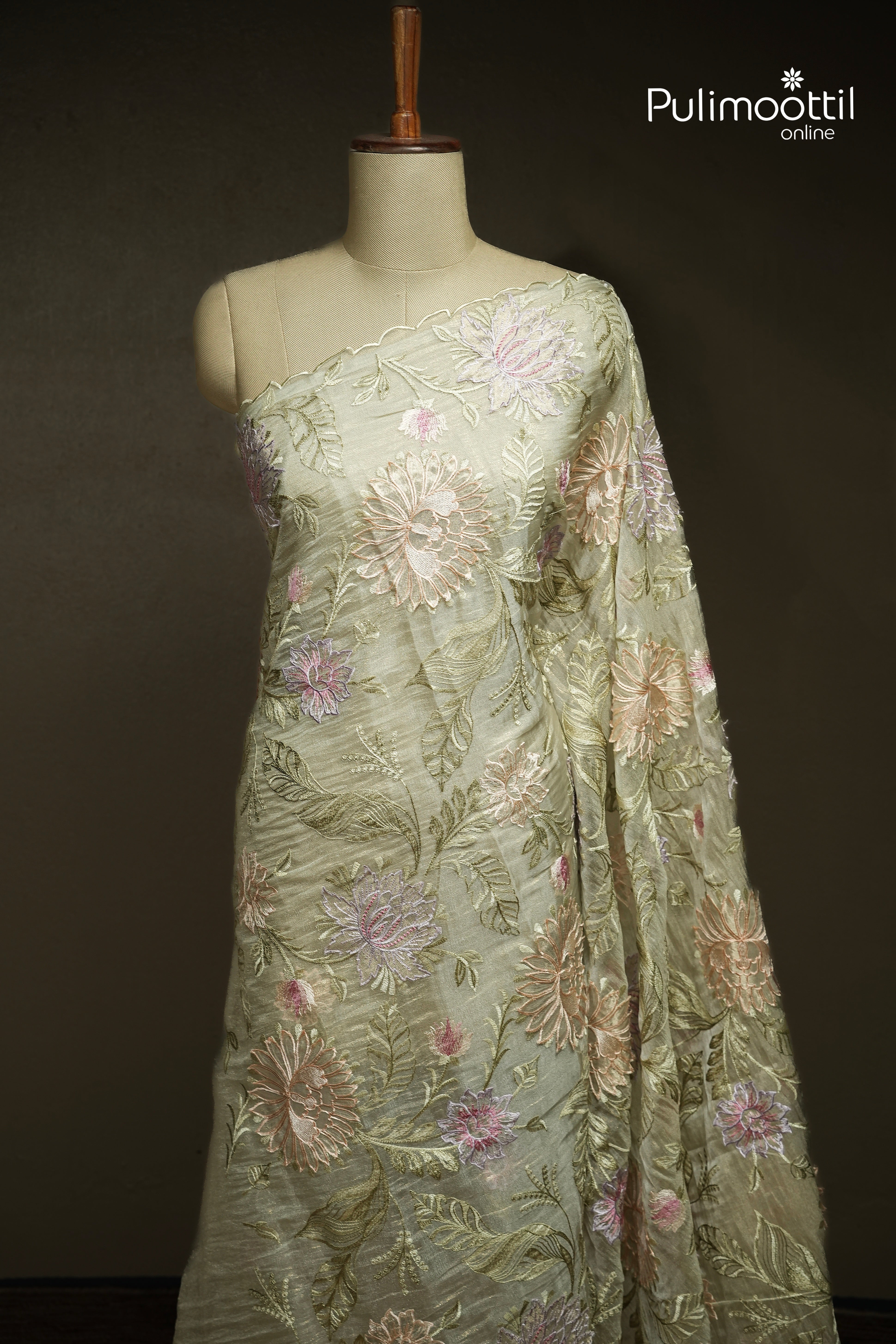 Light Pista Green Colour 3D Appliqué Work Shimmer Organza Fancy Saree