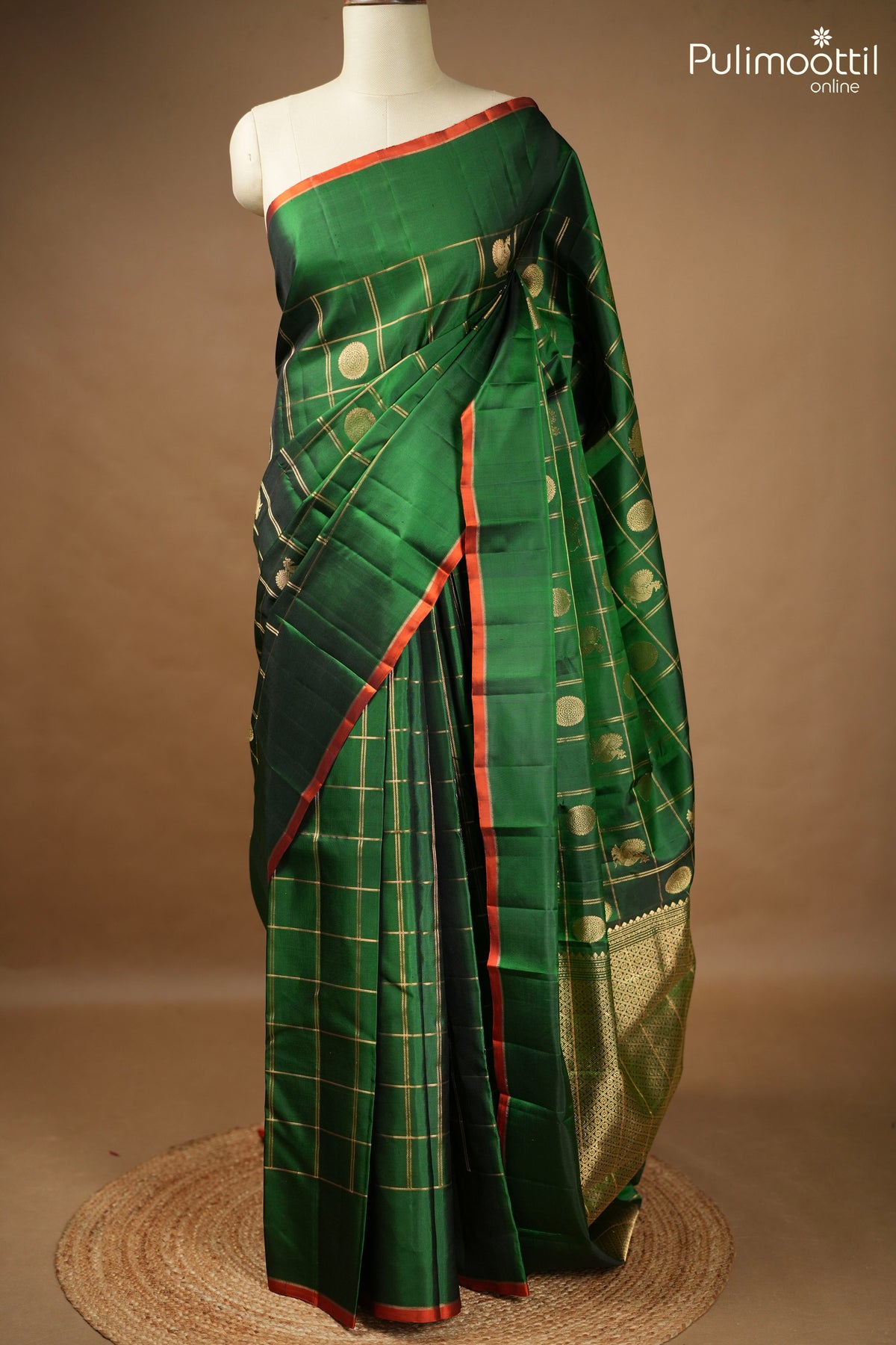 Bottle Green Colour Kanchipuram Designer Saree.