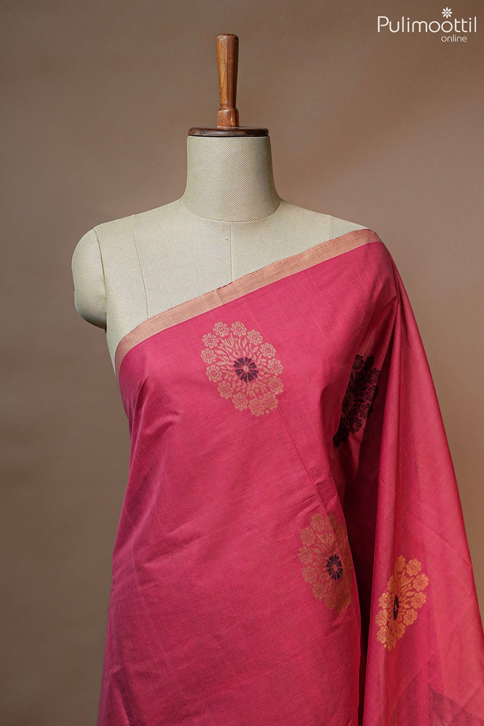 Peach Pink Colour Handloom Cotton Saree.