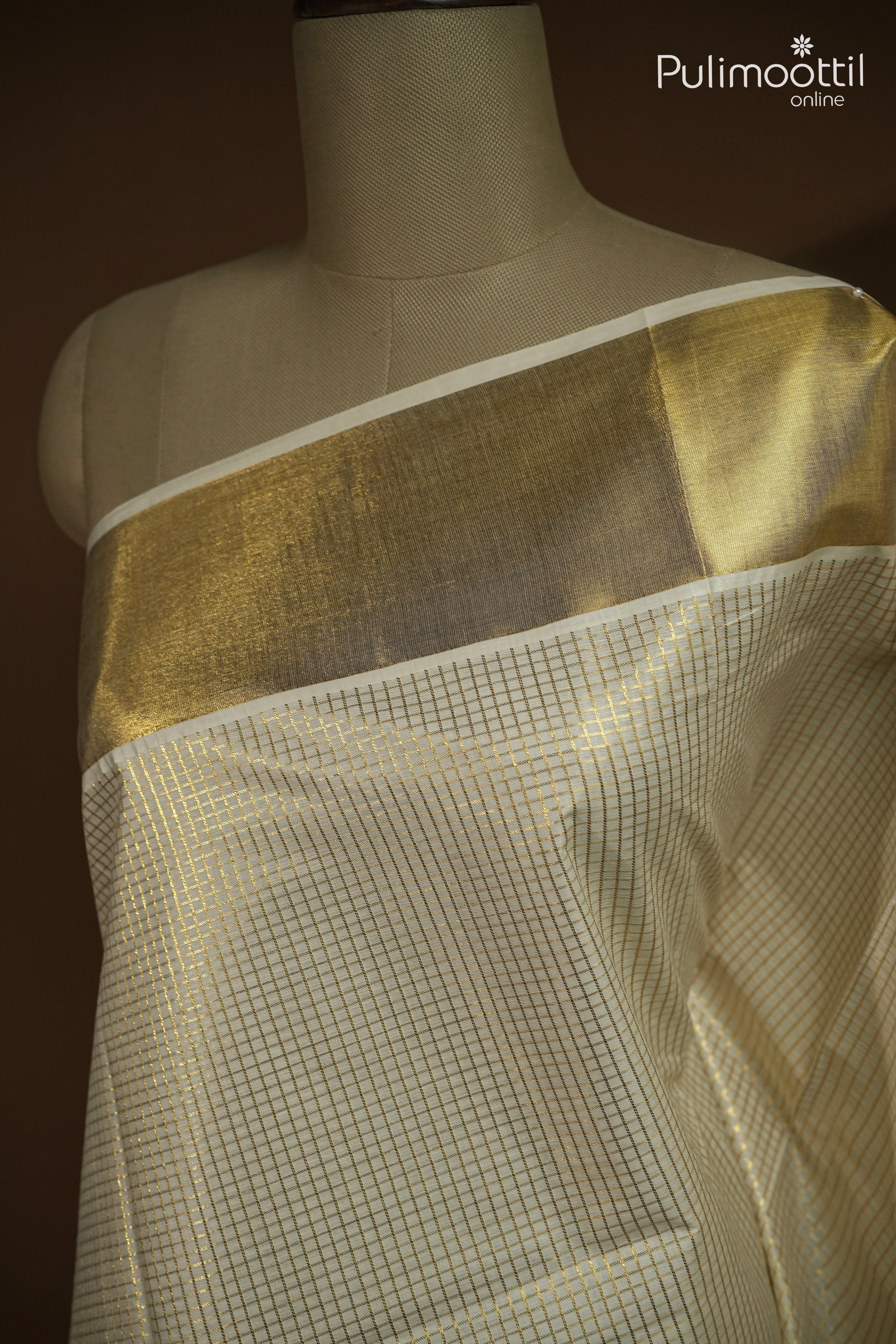 Off White Colour Kerala Traditional Set Saree