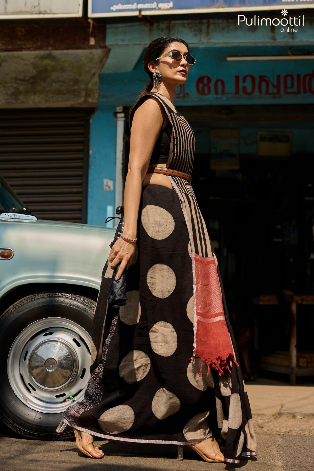 Black Colour Linen Saree