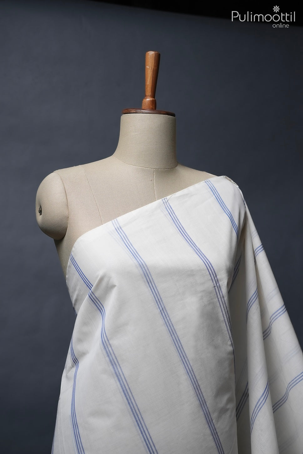 Off white color handloom cotton saree