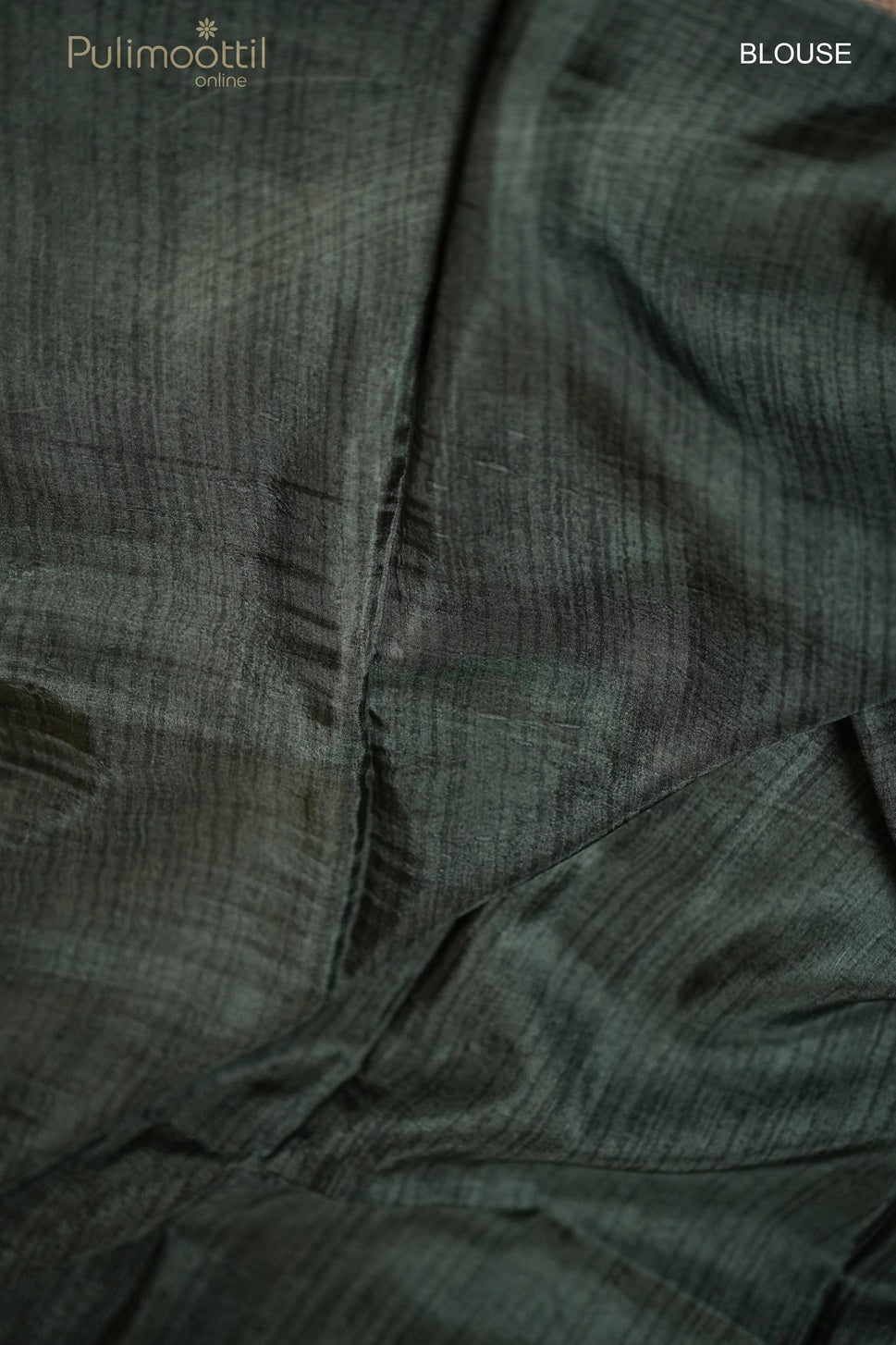 Dark Olive Green Colour Pure Silk Saree