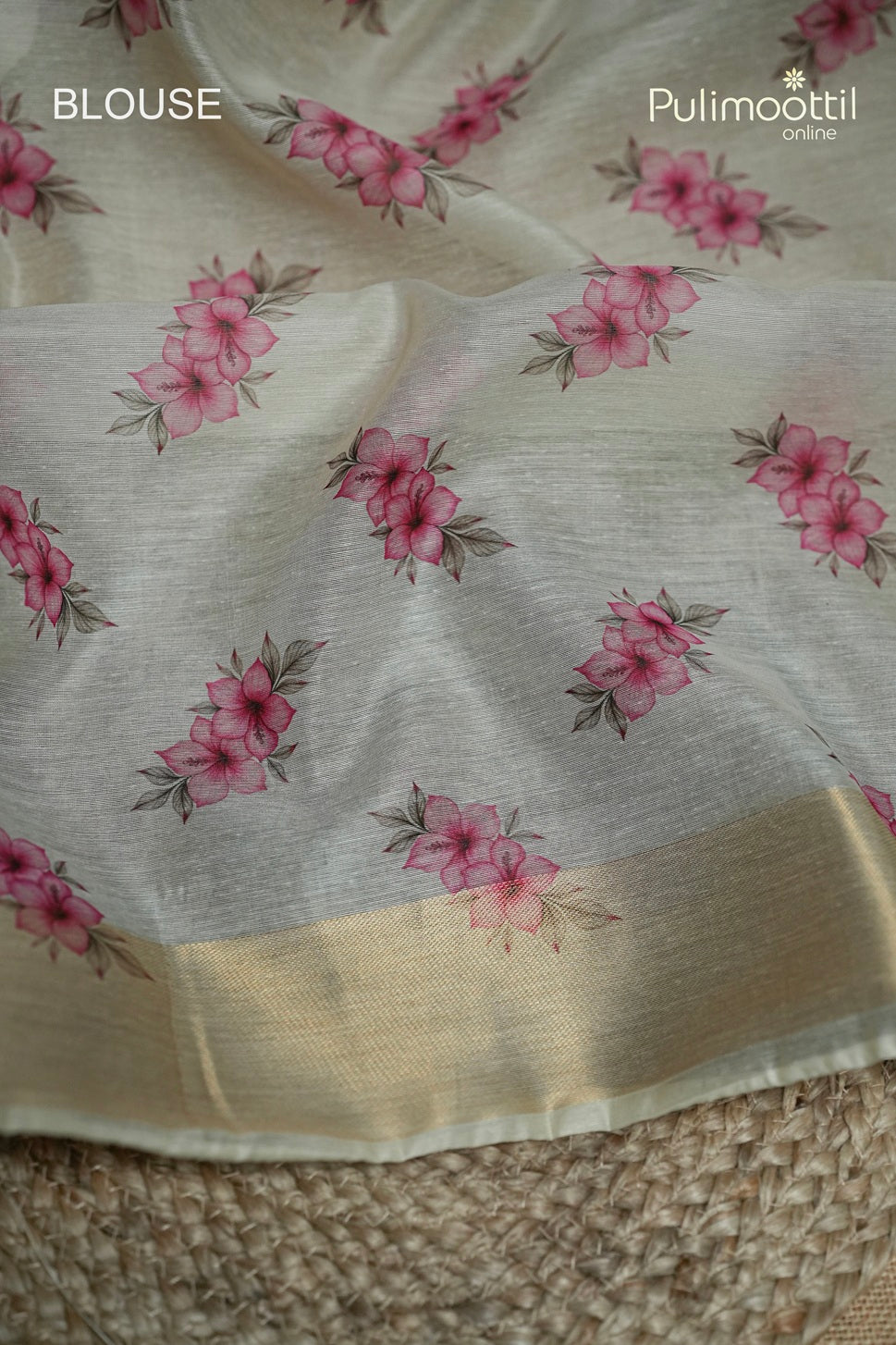Offwhite Colour Traditional Saree