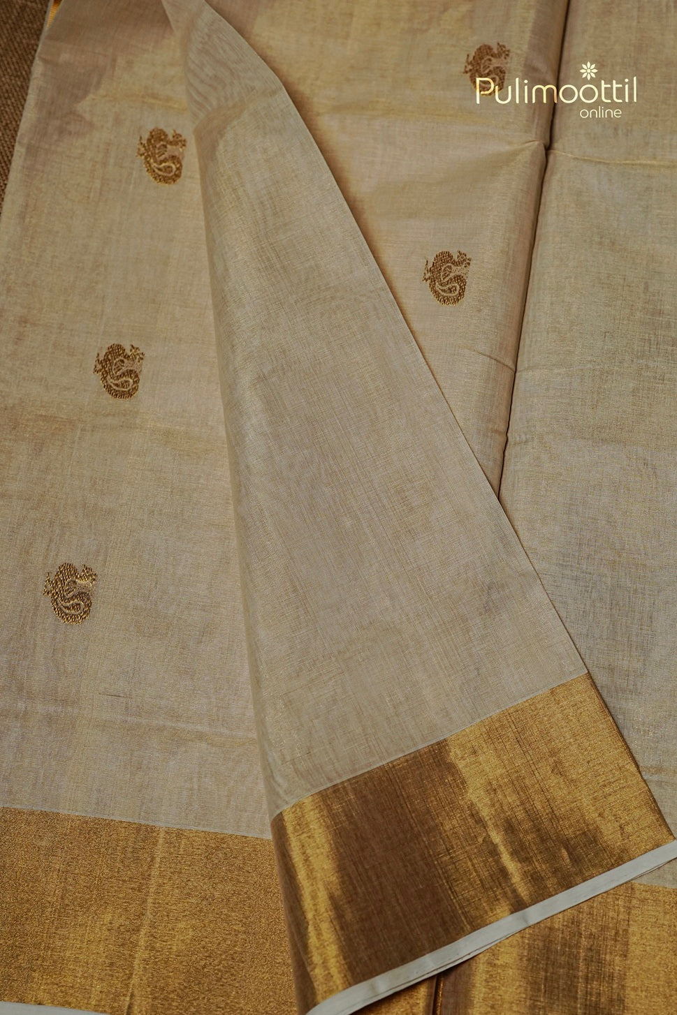 Kerala Traditional Golden Tissue Handloom Set Saree