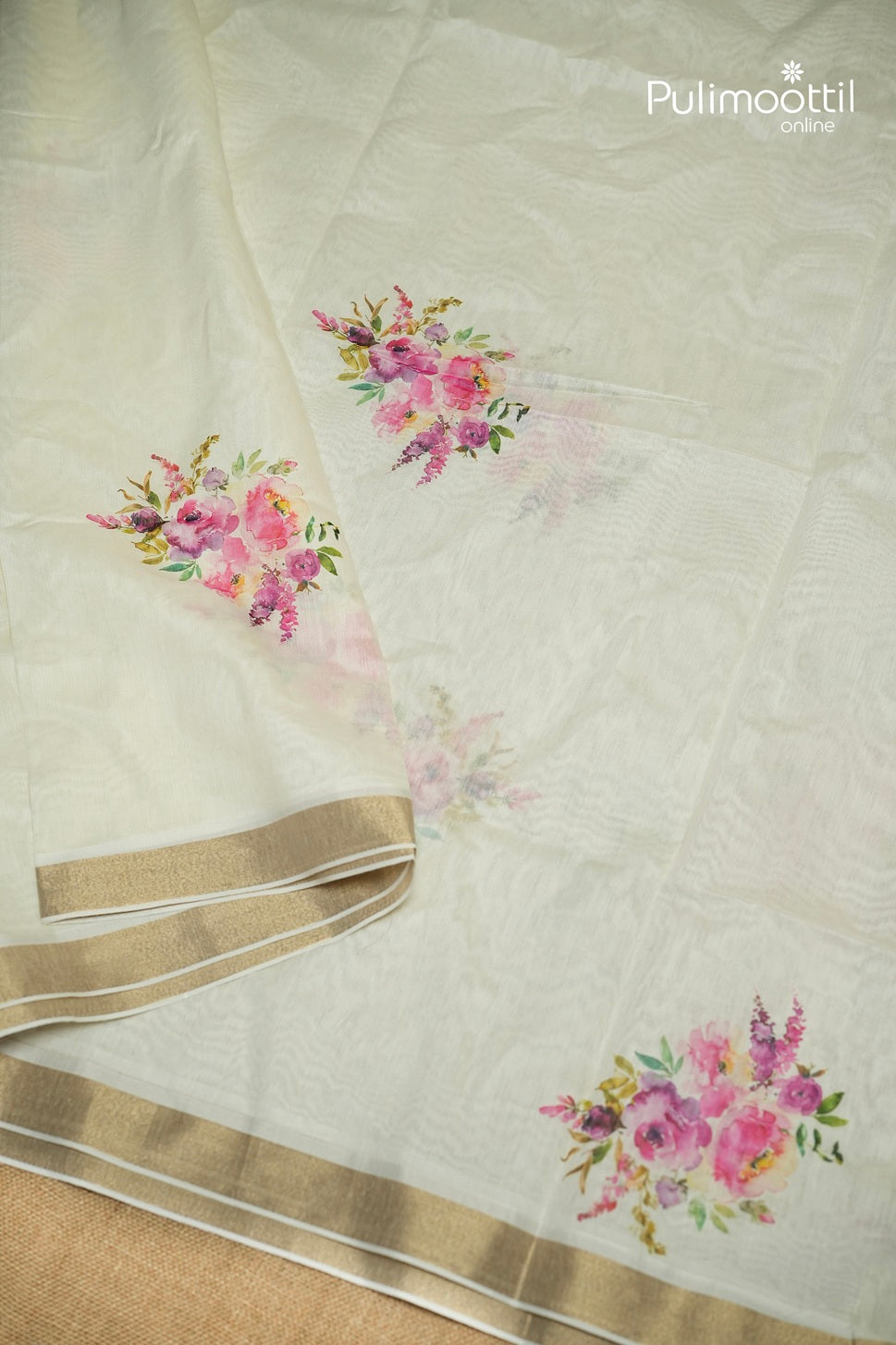 White Colour Traditional Saree