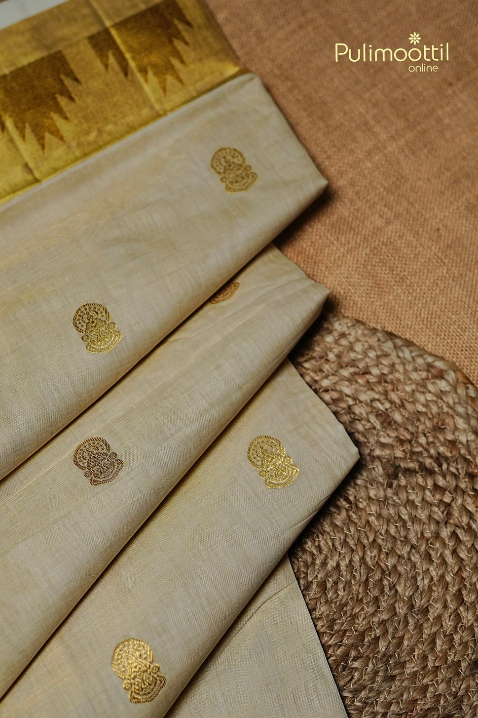 Kerala Traditional Golden Tissue Handloom Set Saree