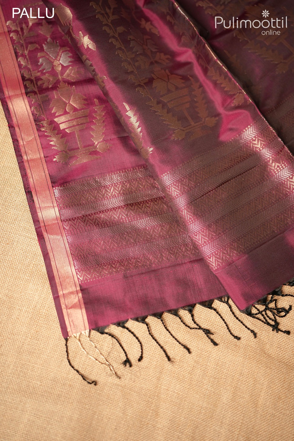 Dark pink color Kanchipuram soft silk saree