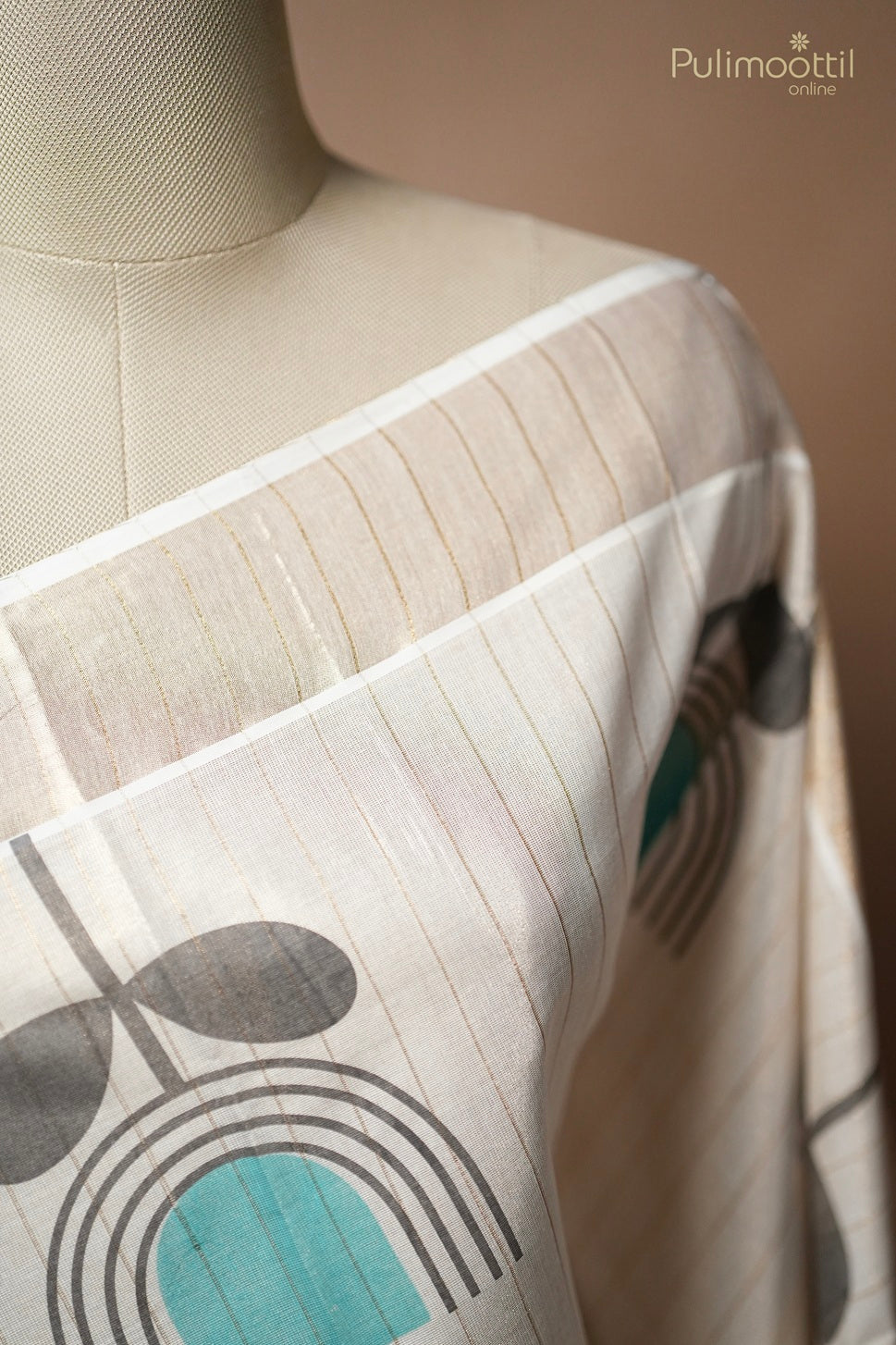 Kerala Traditional Golden Tissue Set Saree