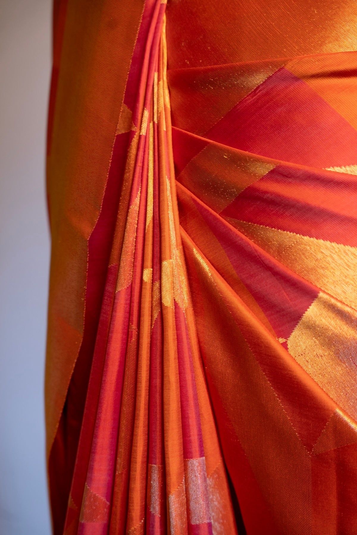 Pink & Orange multi color Kanchipuram silk saree.