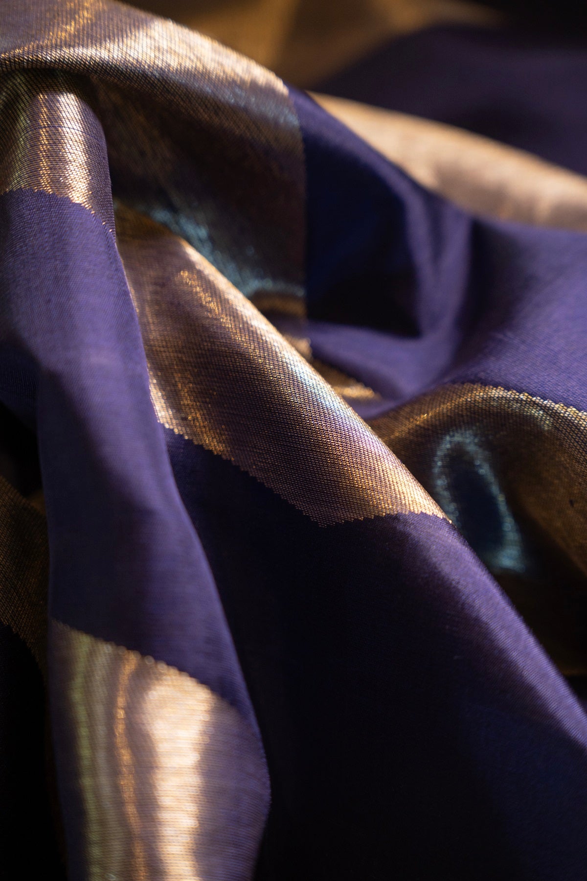 Navy blue color Kanchipuram silk saree.