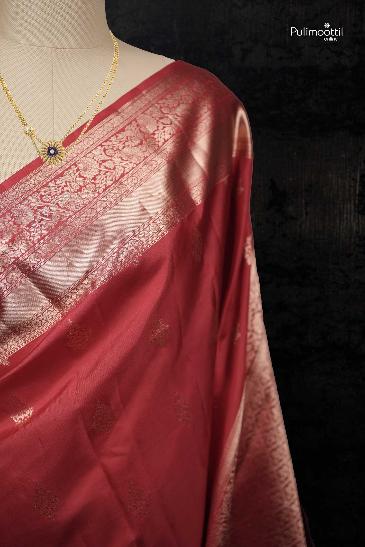 Red Colour Kanchipuram Saree.