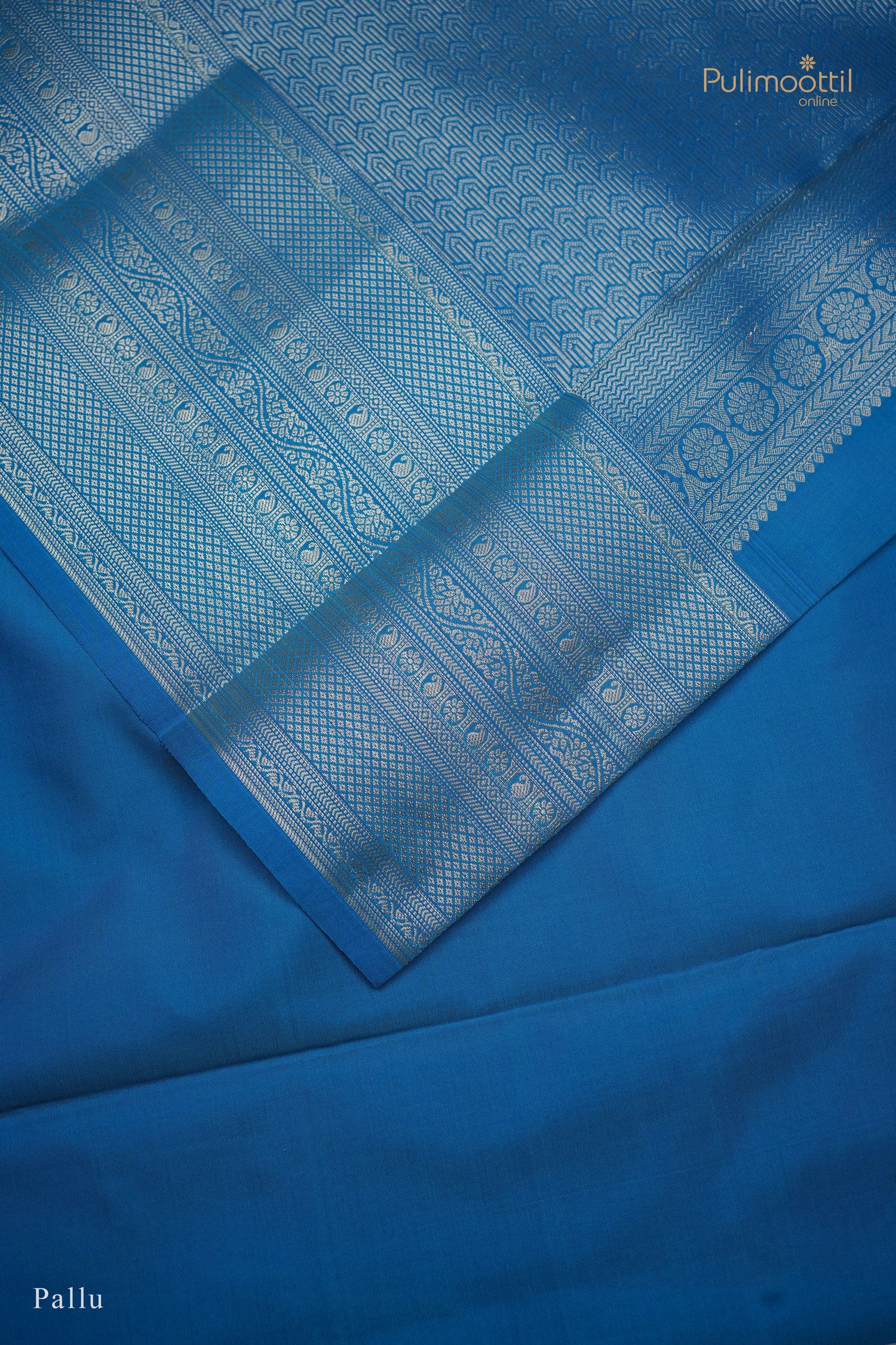 Dark Azure Color Kanchipuram silk saree.