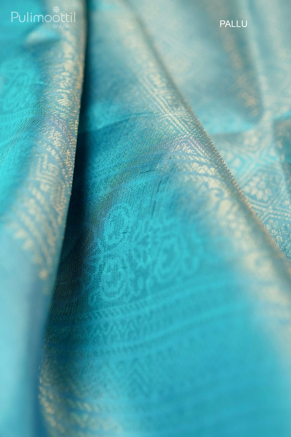 Deep Sky Blue Colour Kanchipuram Soft Silk Saree.