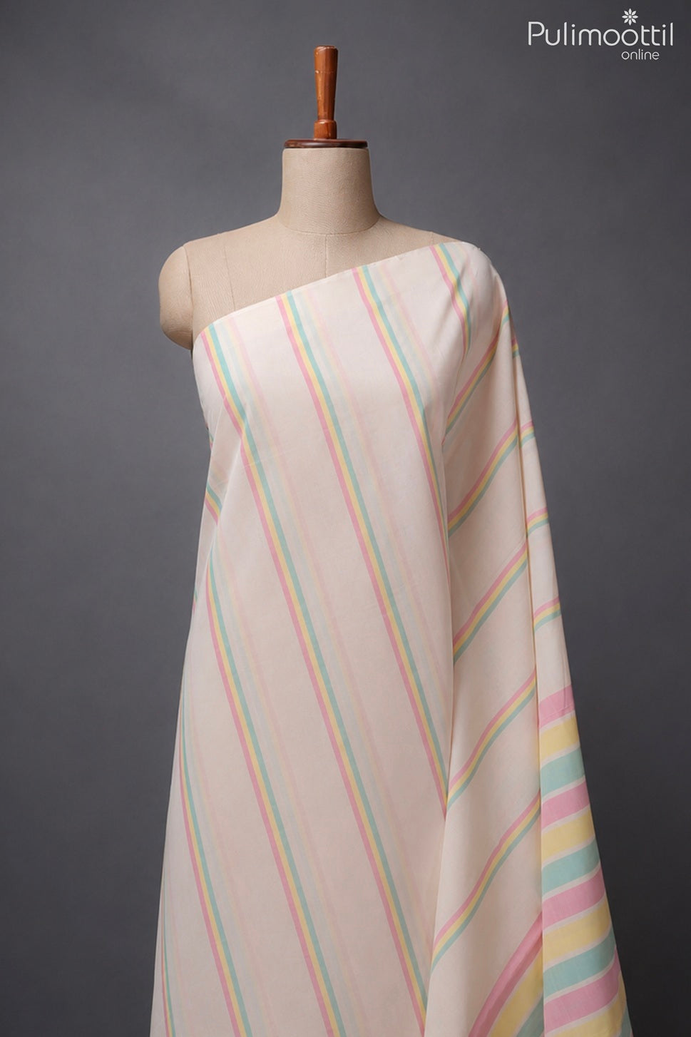Off white color handloom cotton saree