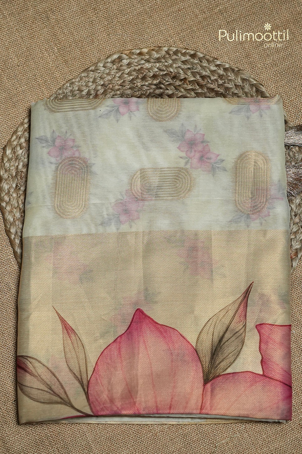 Offwhite Colour Traditional Saree