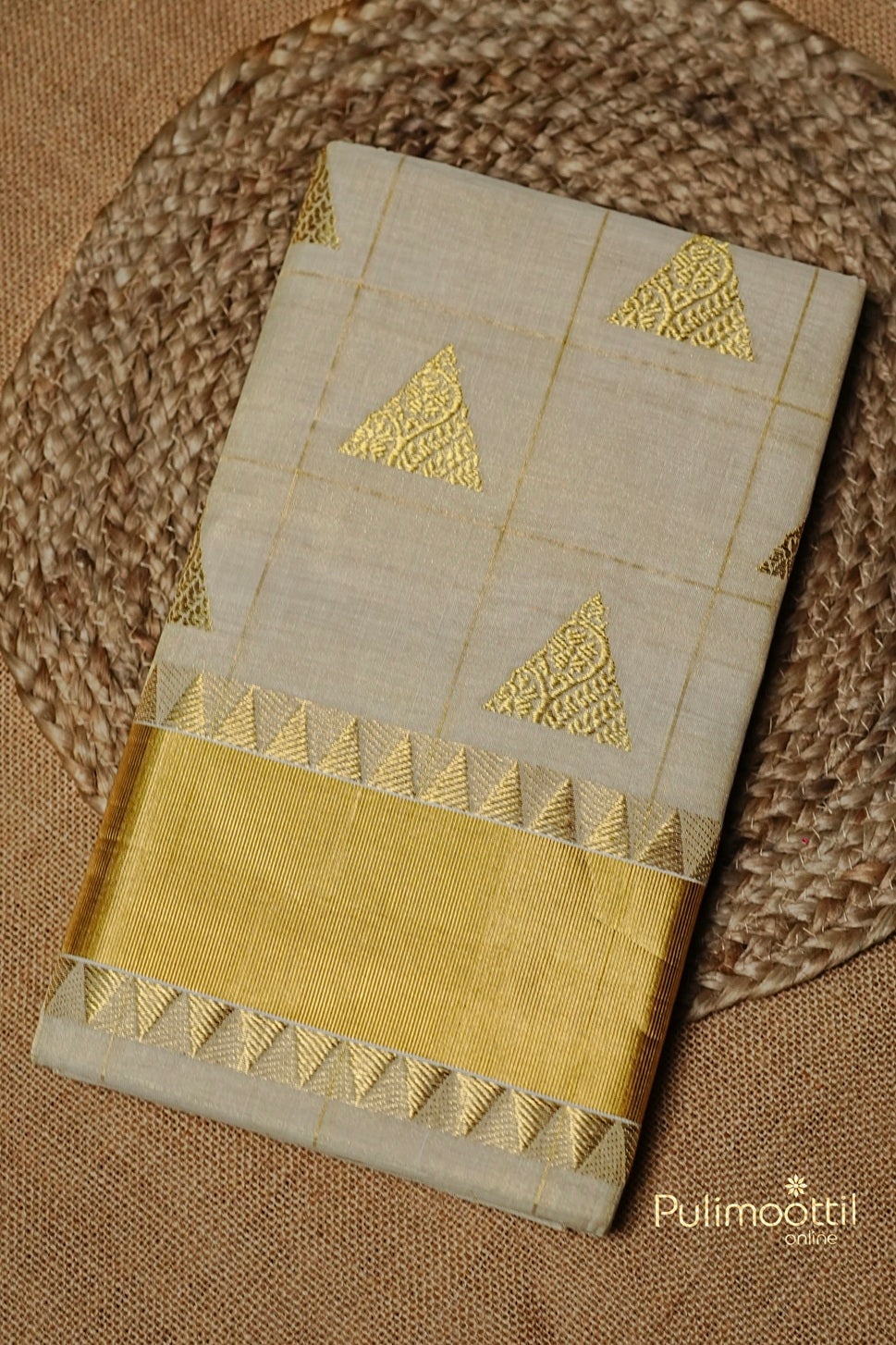 Kerala Traditional Golden Tissue Handloom Set Saree