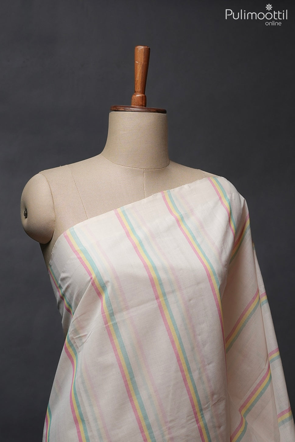 Off white color handloom cotton saree