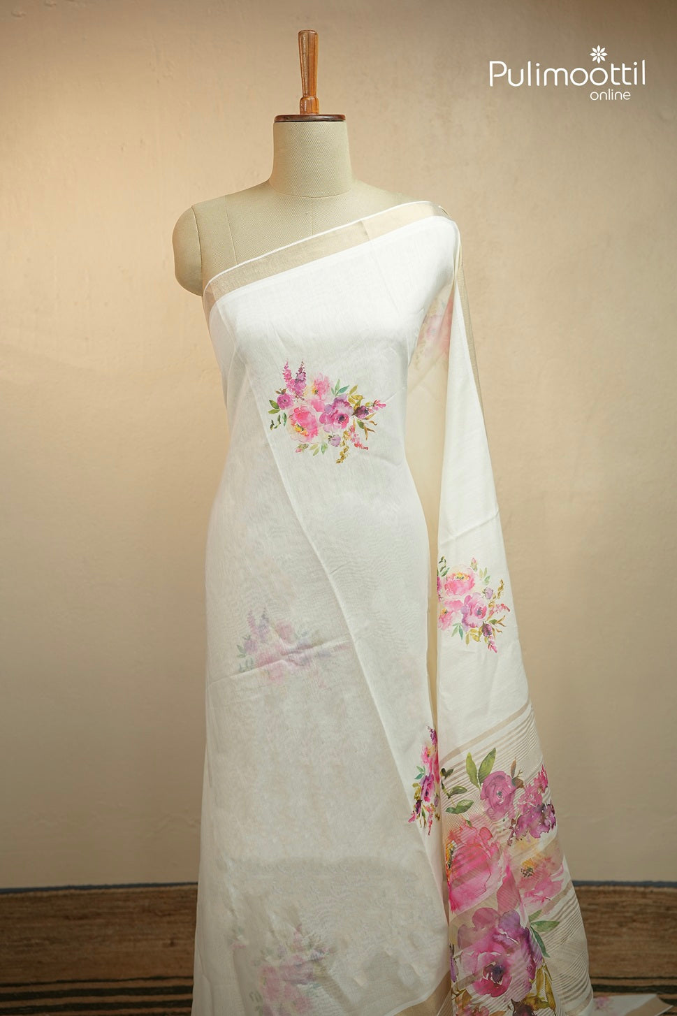 White Colour Traditional Saree