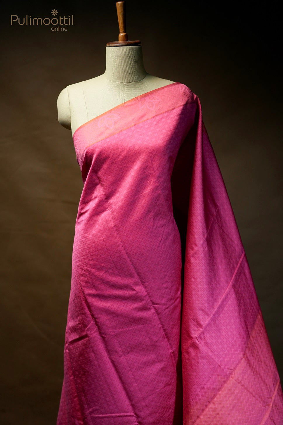 Peach pink-colored Kanchipuram self-print saree