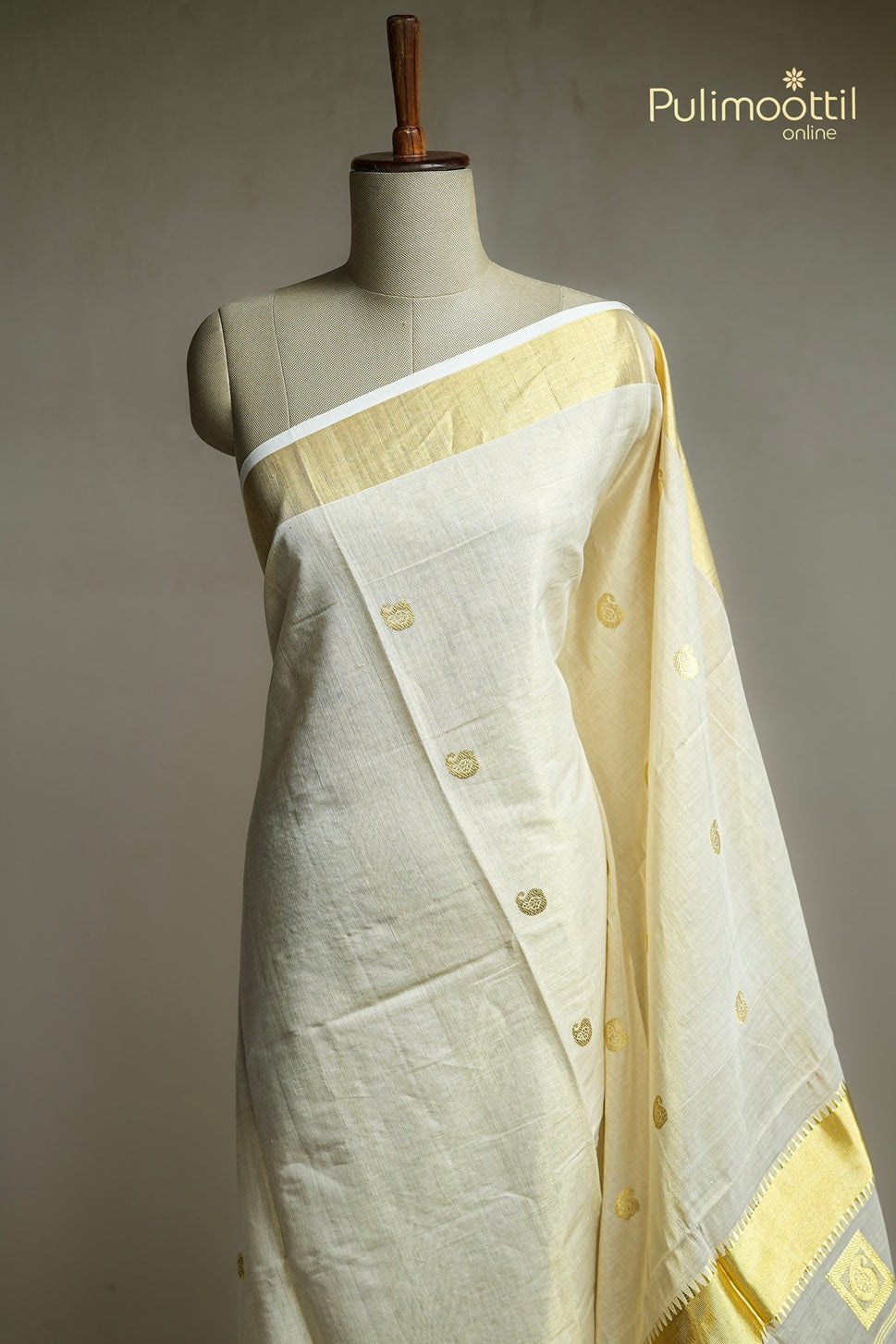 Kerala Traditional Golden Tissue Handloom Set Saree