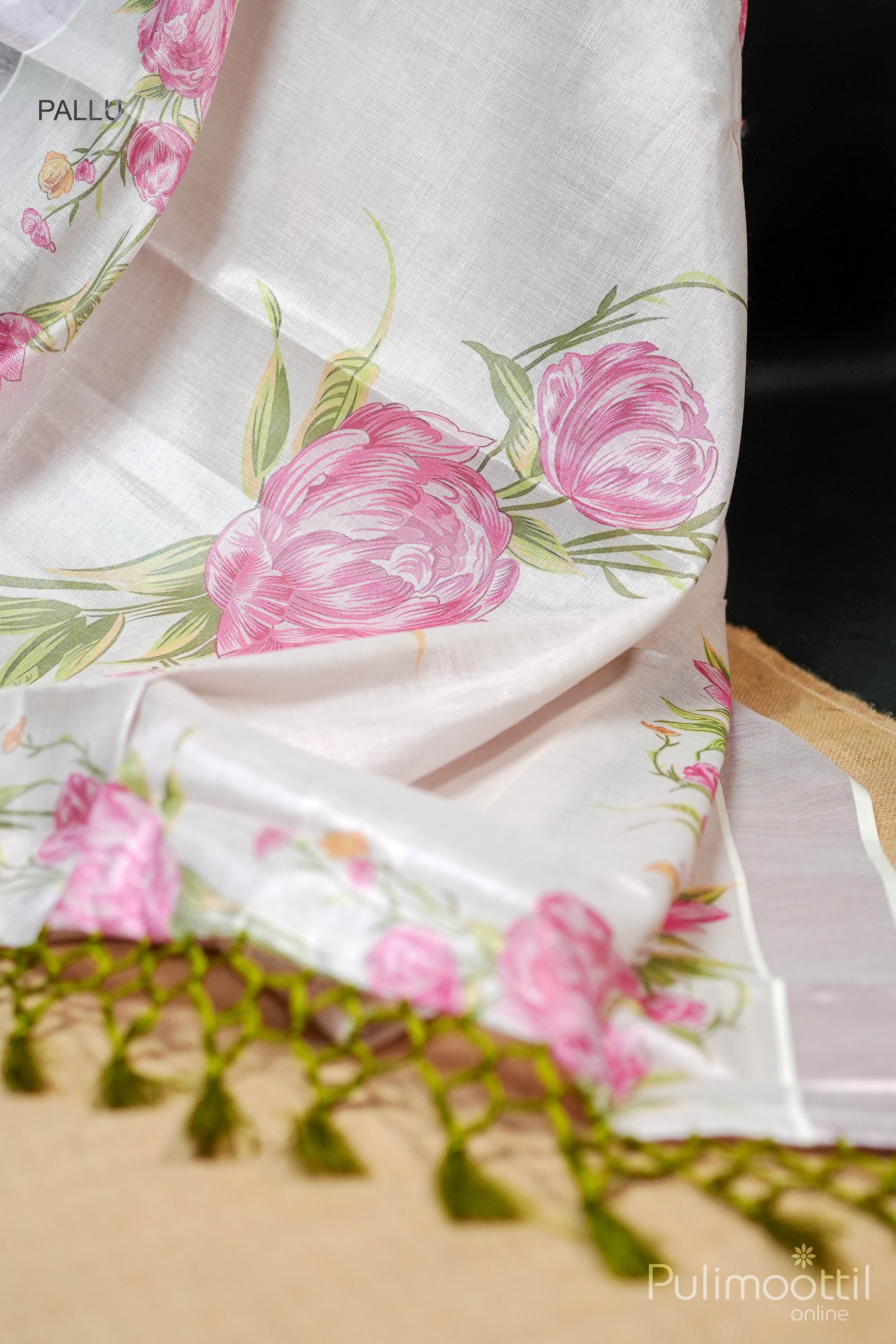 Kerala Rose Gold Floral Print Set Saree.