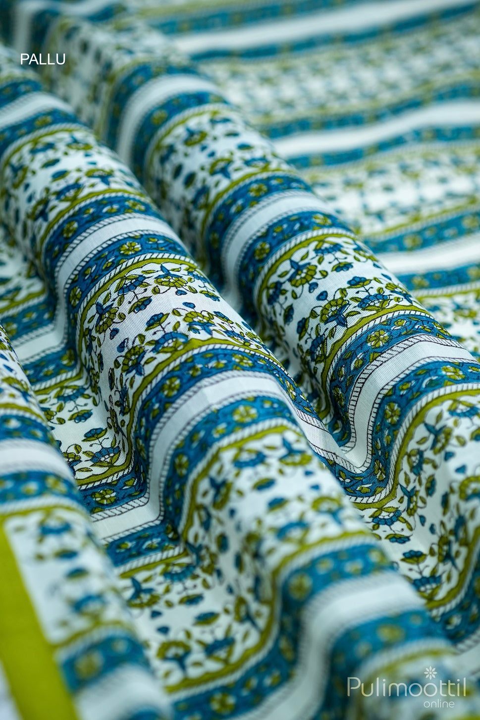 Cream Colour Kerala Traditional Set Saree.