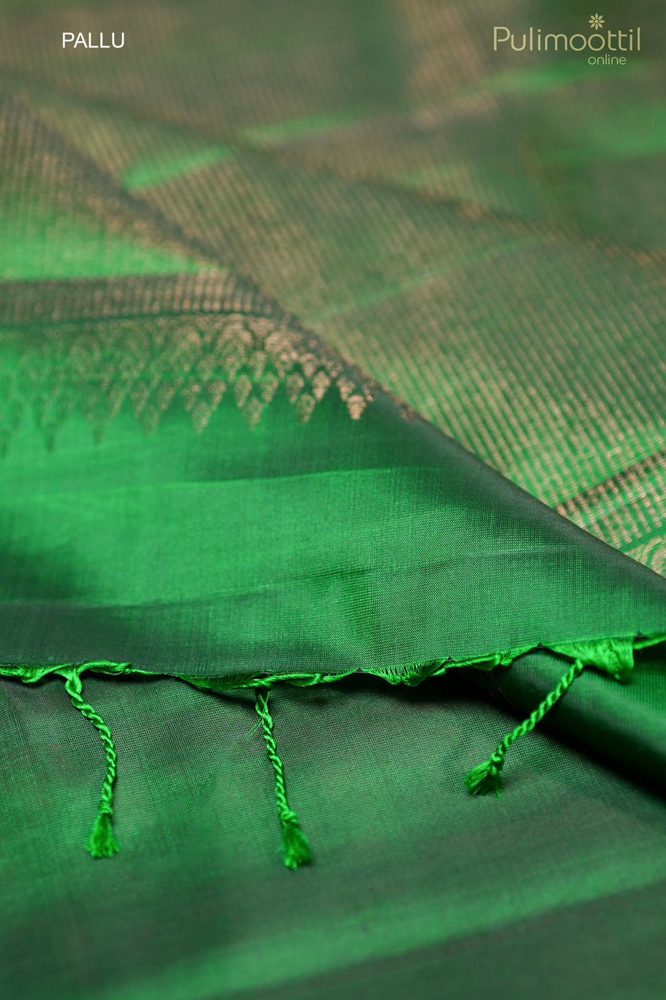 Red Colour Semi Kanchipuram Saree