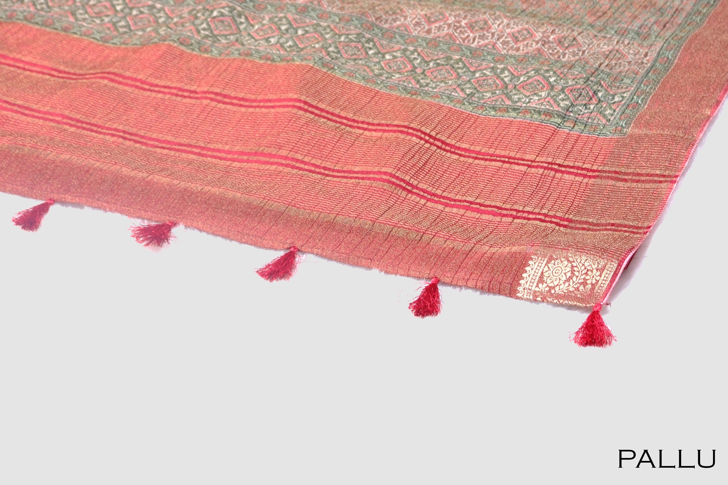 Green color Banarasi crushed saree .