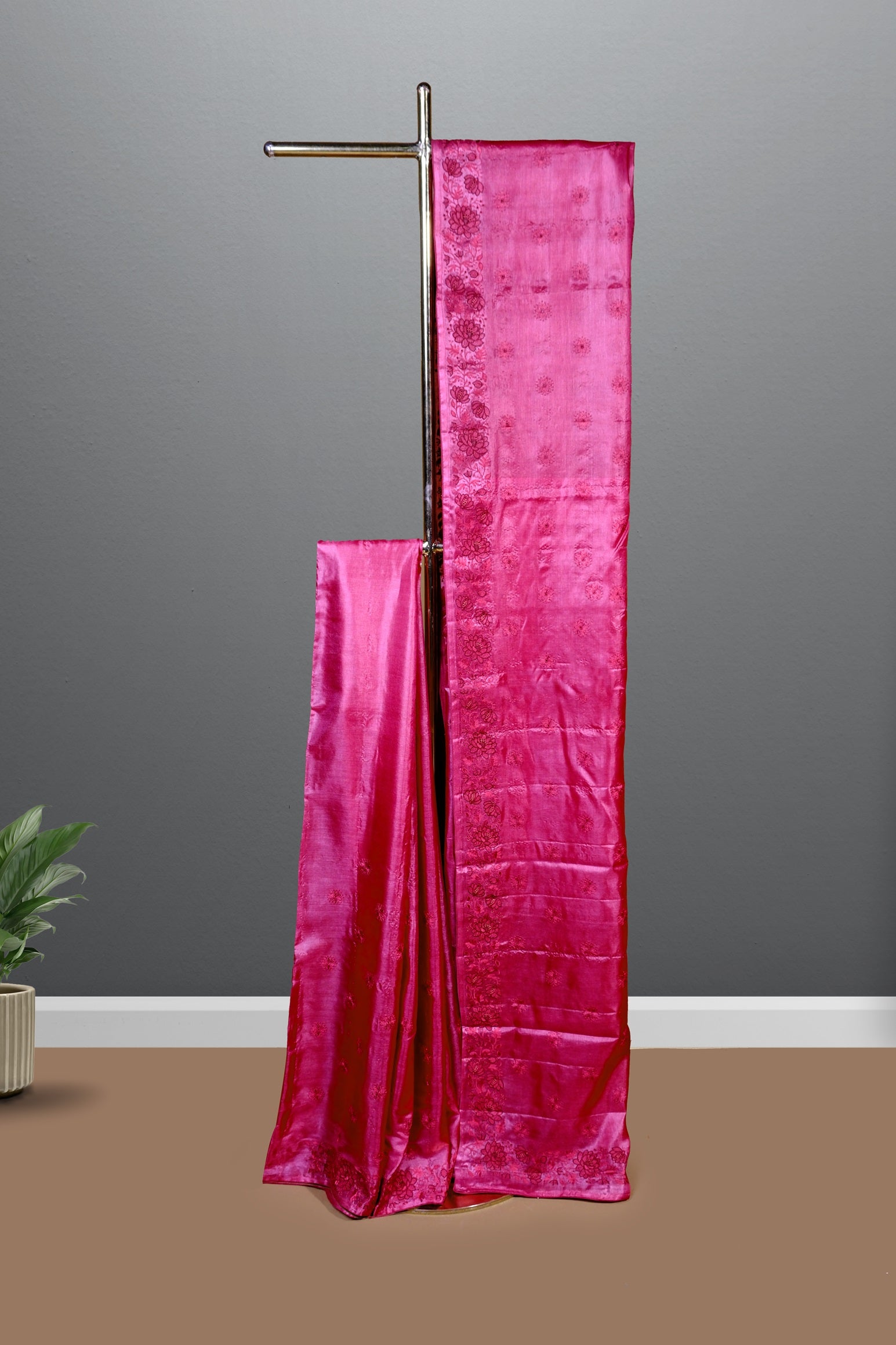 Onion pink color pure Tussar silk saree.