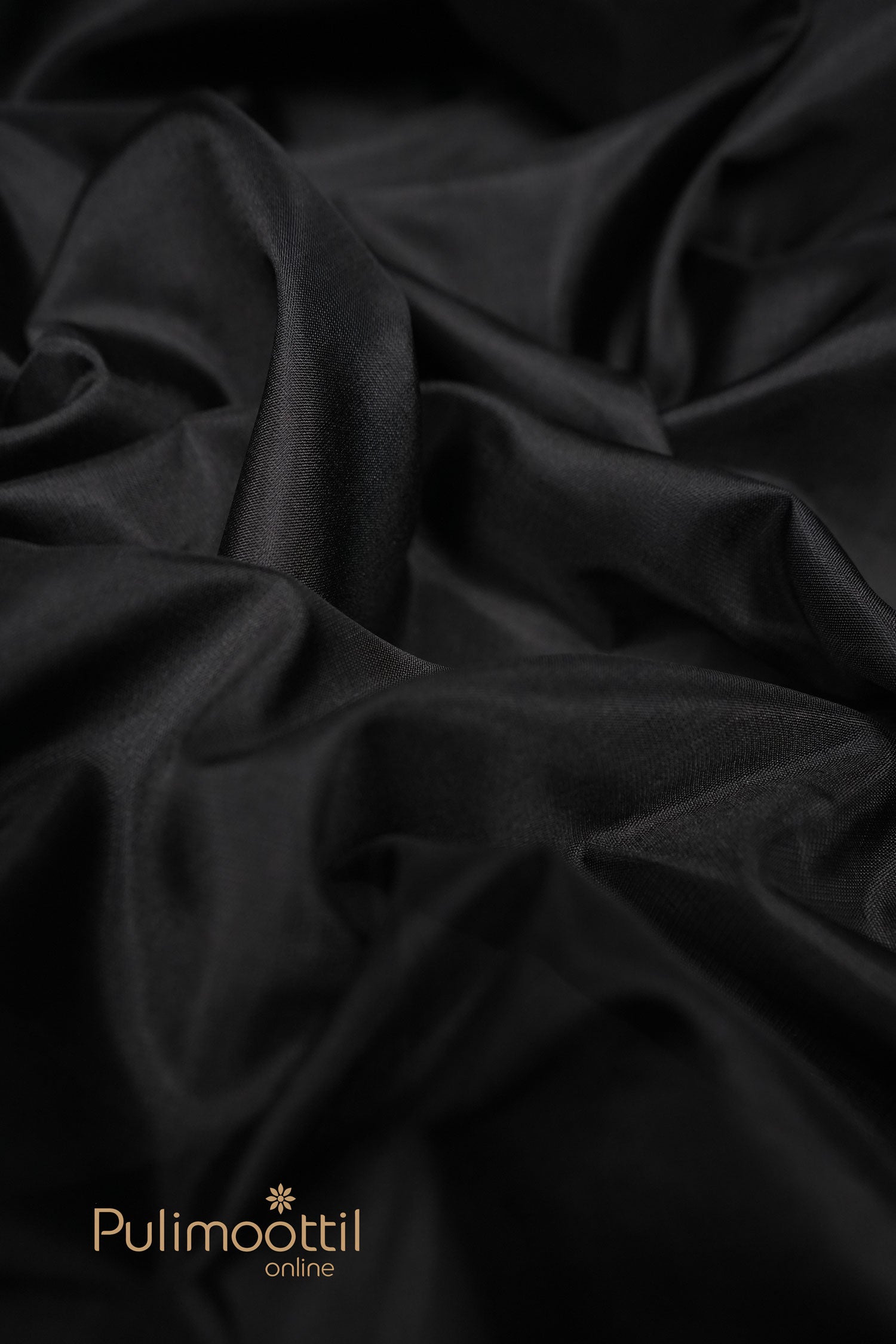 Black color Kanchipuram Soft Silk Saree.