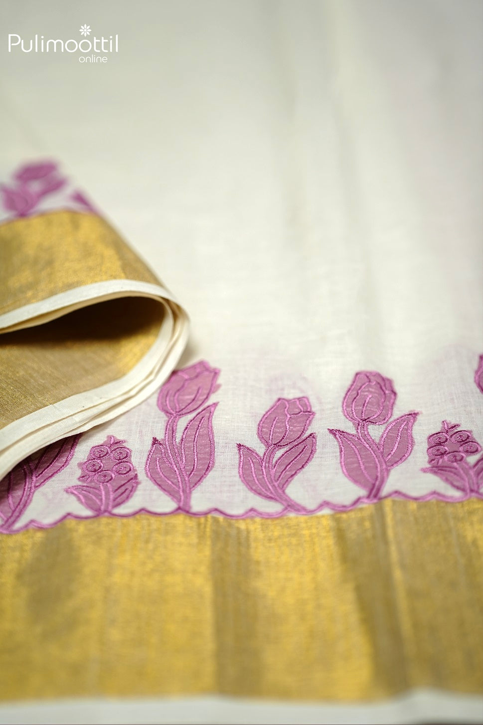 Cream Colour Kerala Cotton Applique Work Set Saree.
